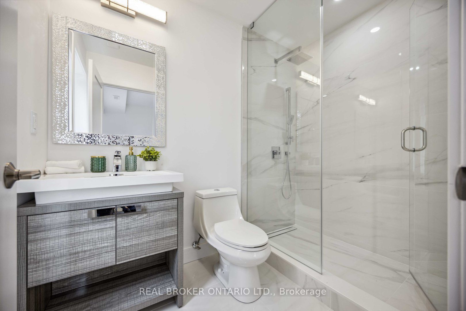 14 Hatfield Crescent 4 Property Photo 5