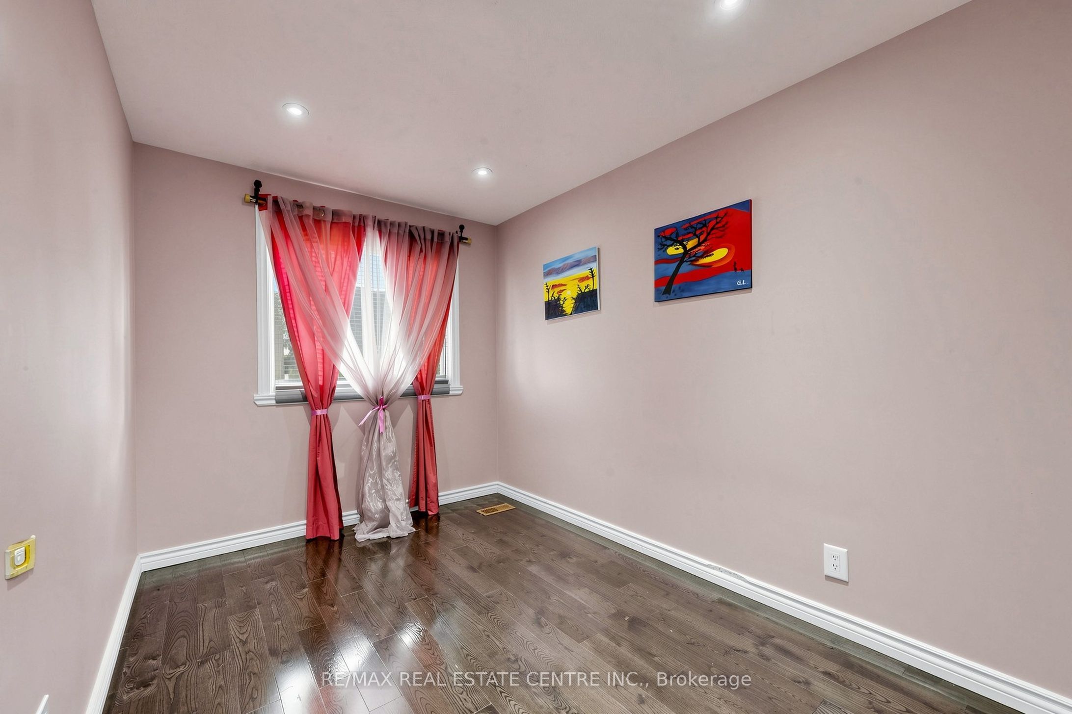 1 Hawkins Court Property Photo 24