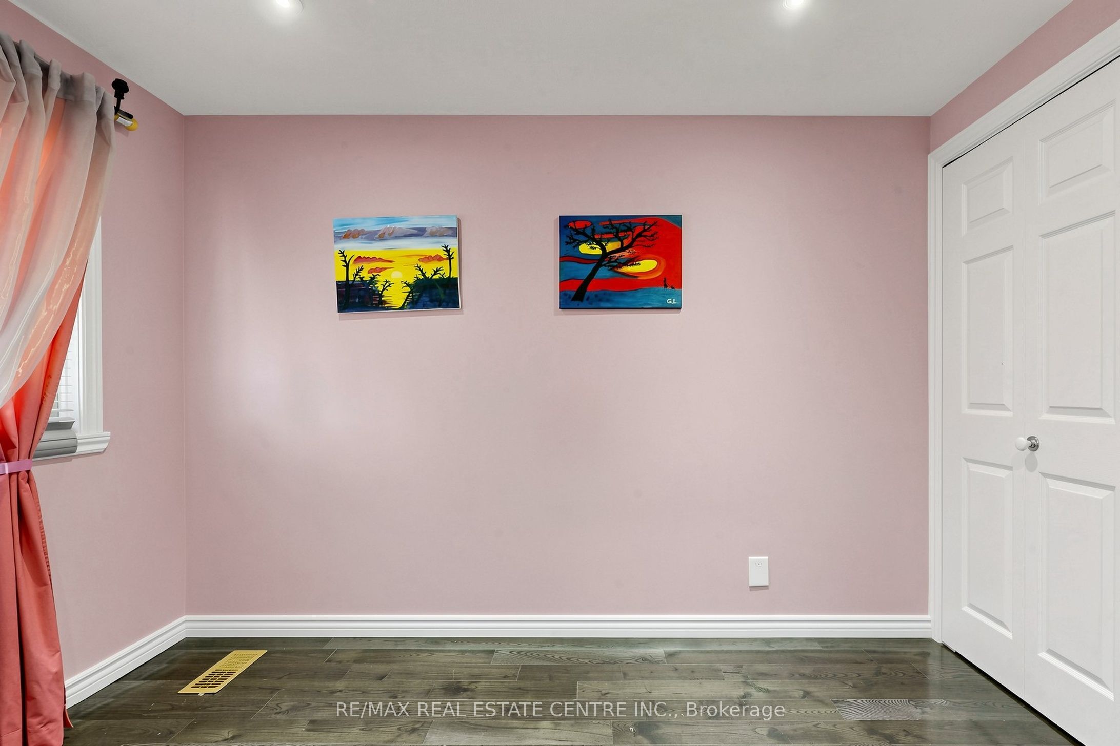 1 Hawkins Court Property Photo 25