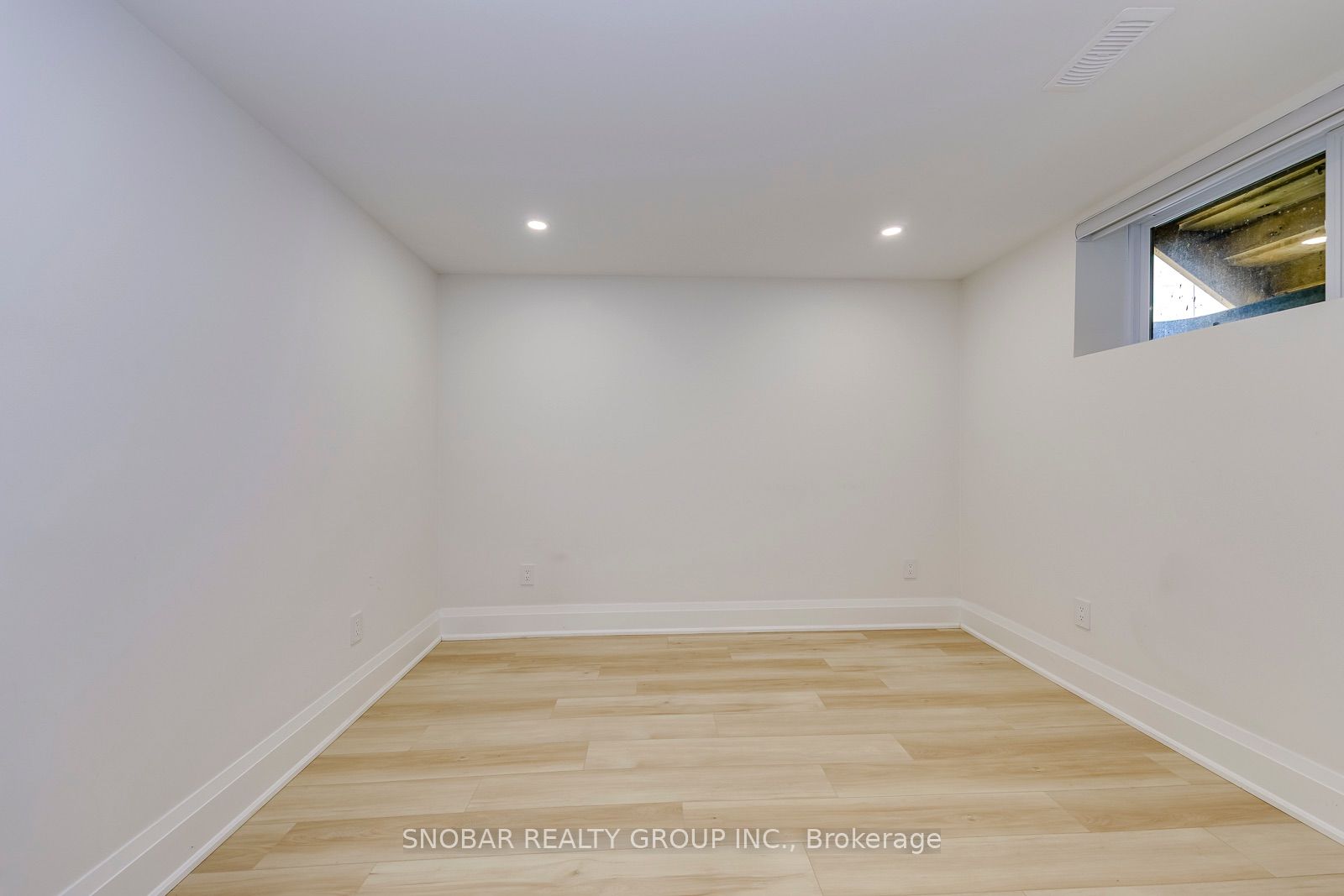 23 Mitre Place Property Photo 26