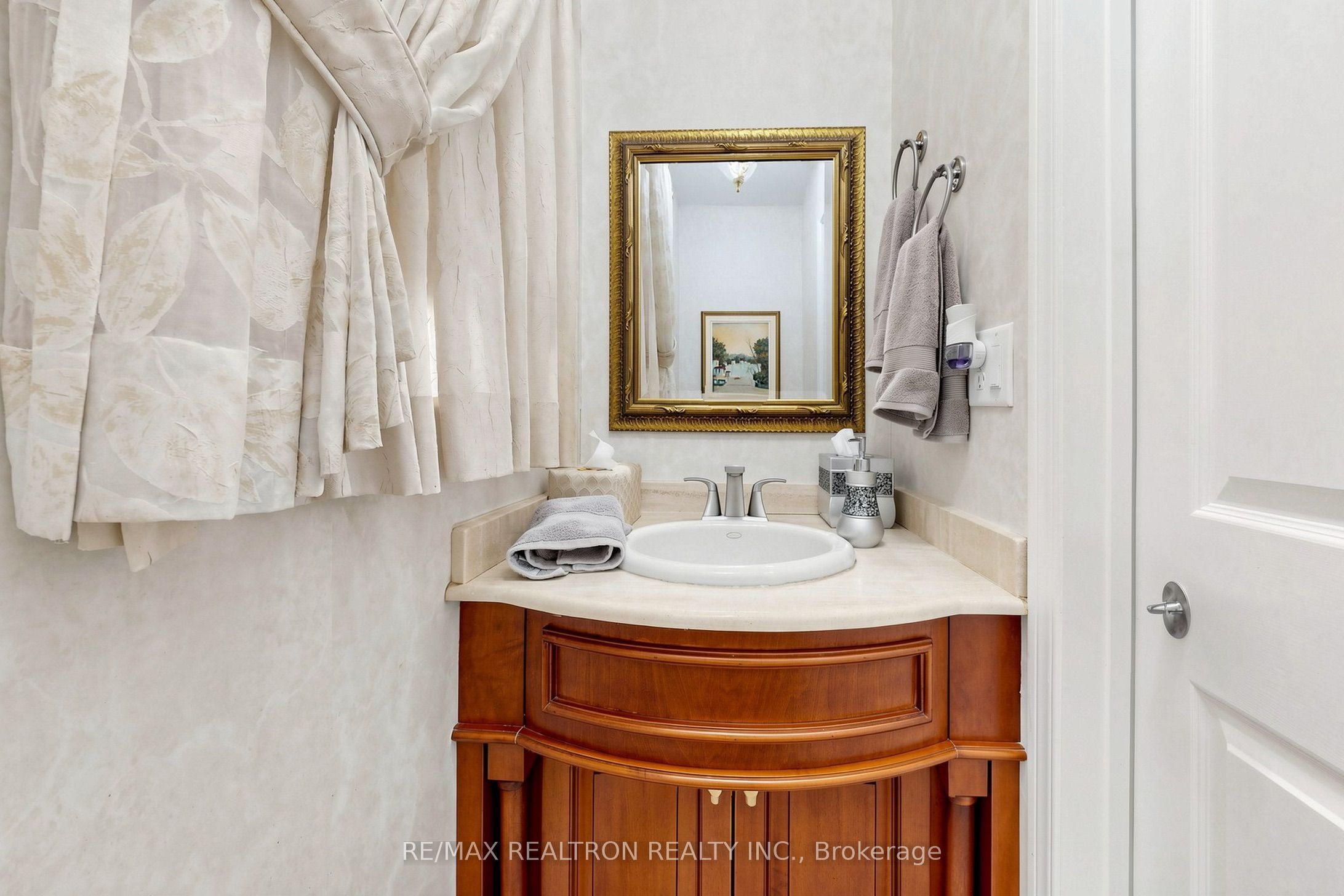 2 Manor Place Property Photo 21