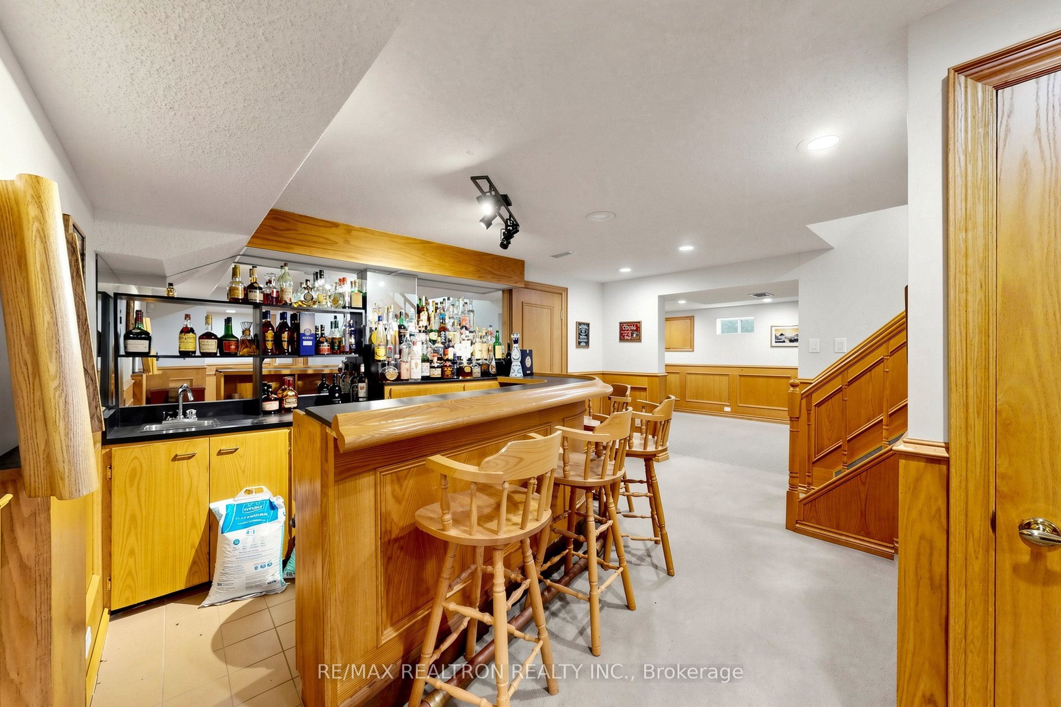 2 Manor Place Property Photo 32