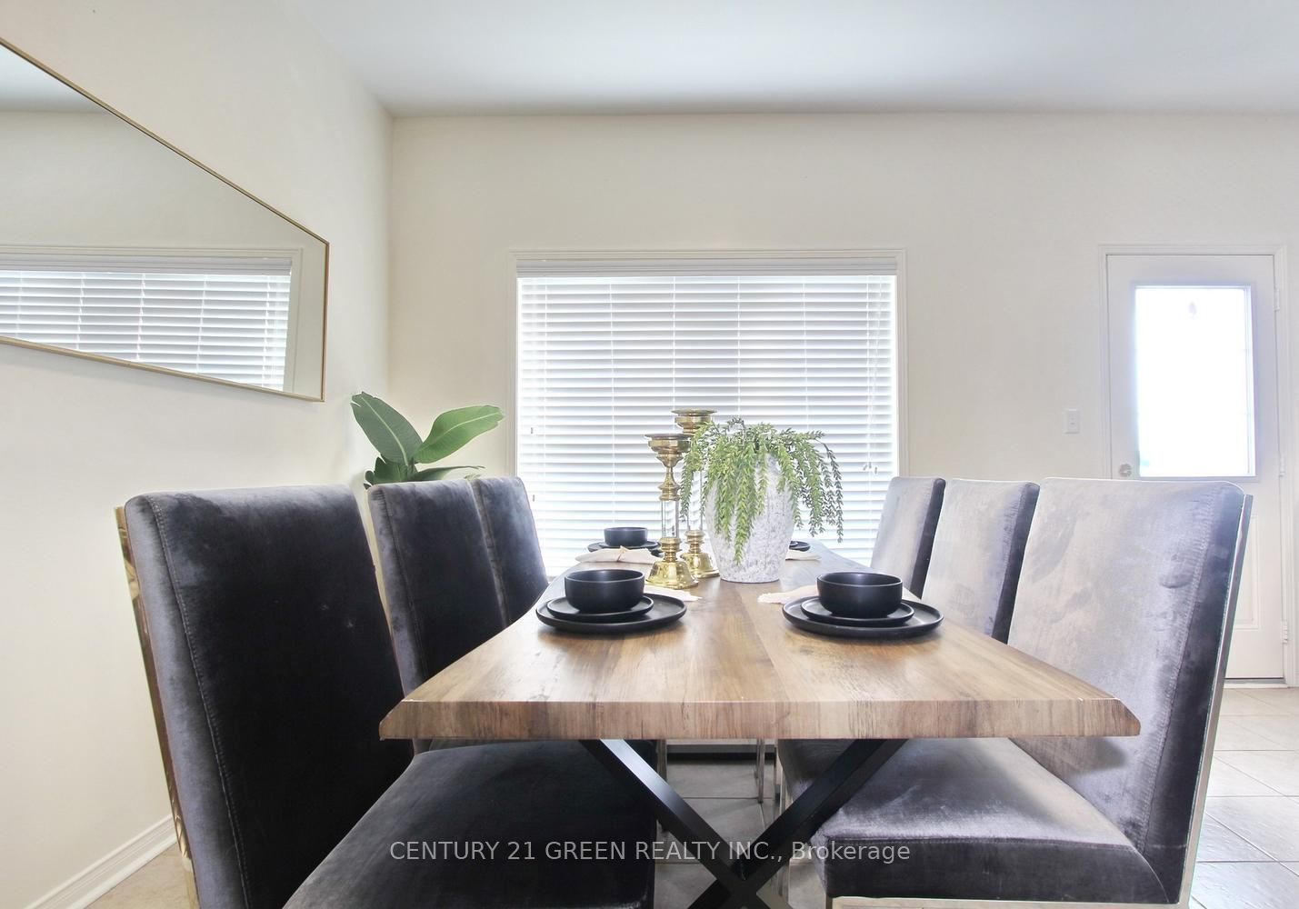 40 Cookview Drive Property Photo 15