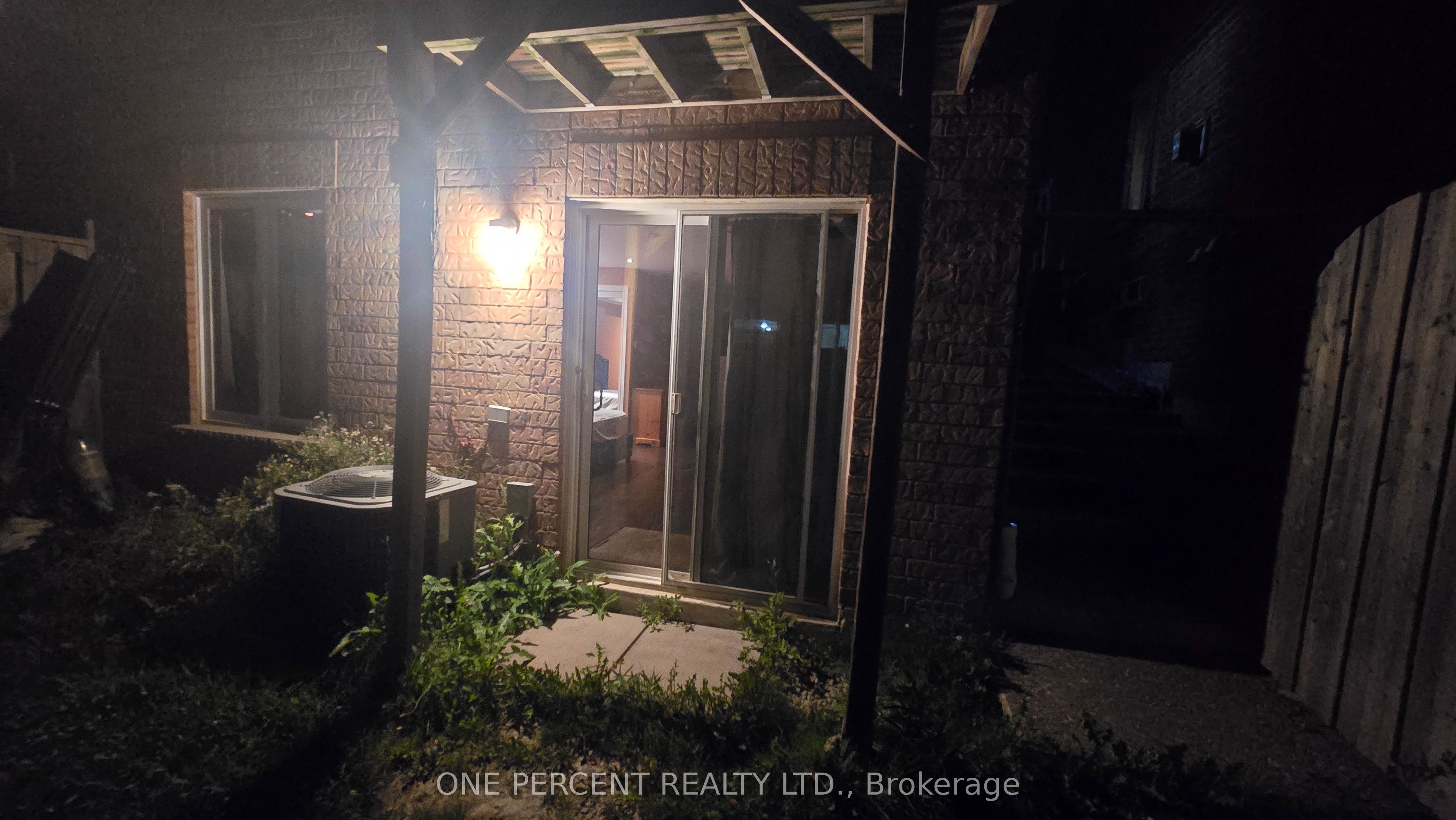 W13879234 Property Photo 2