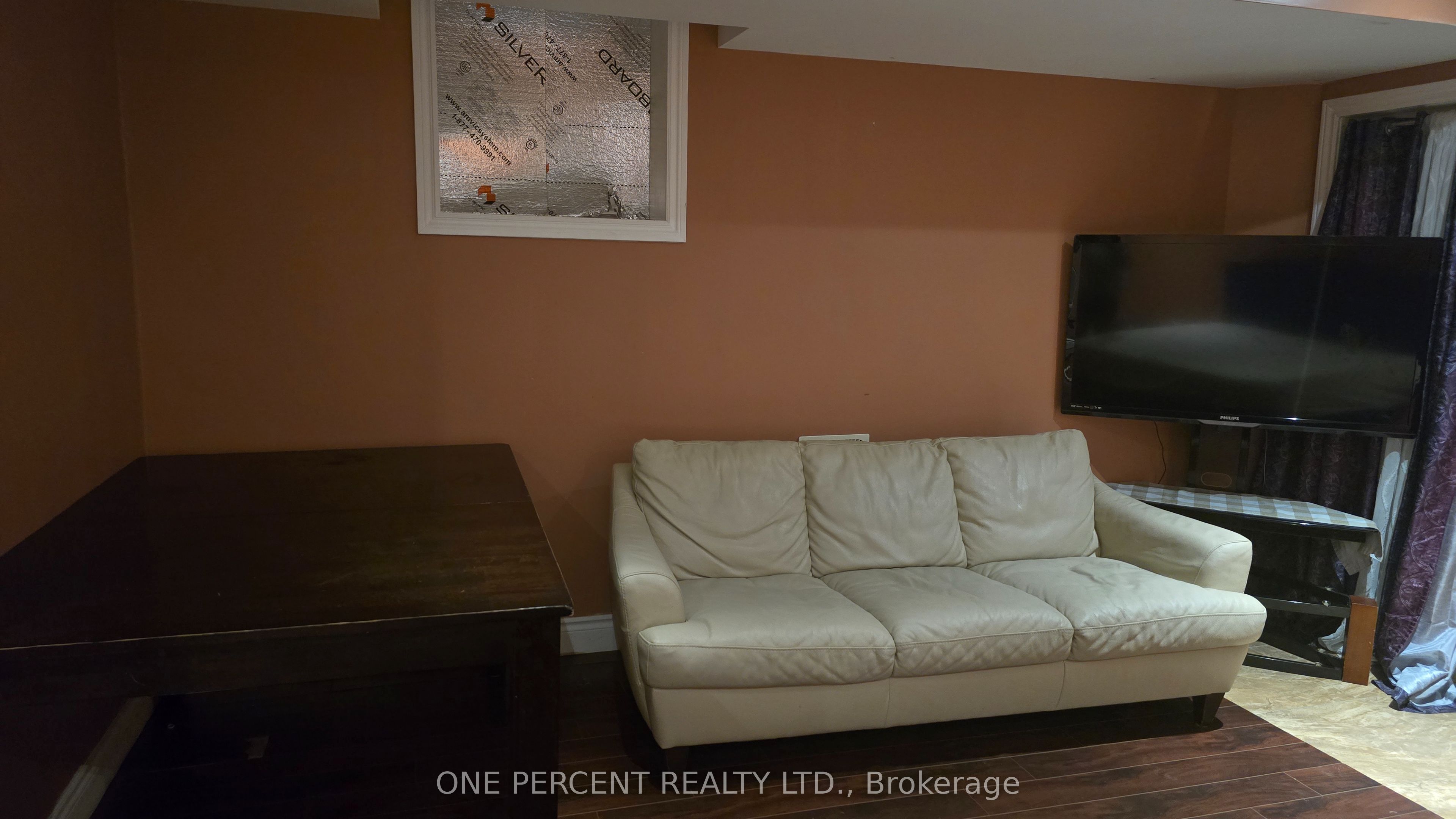 W13879234 Property Photo 3