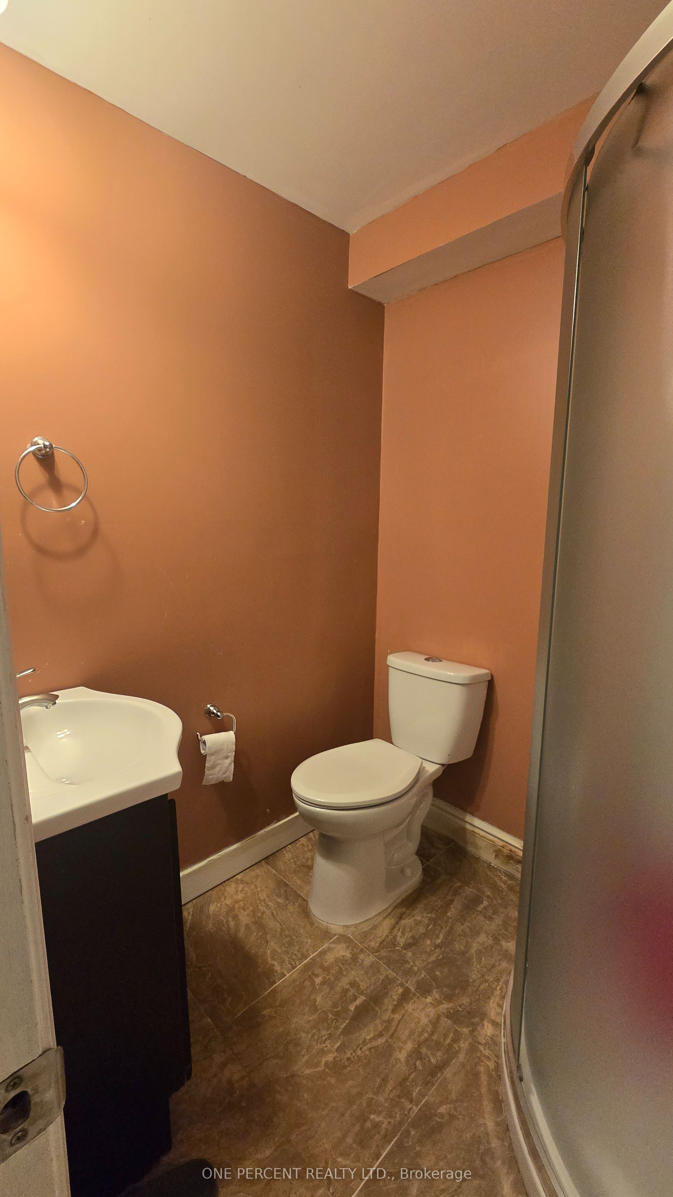 W13879234 Property Photo 7