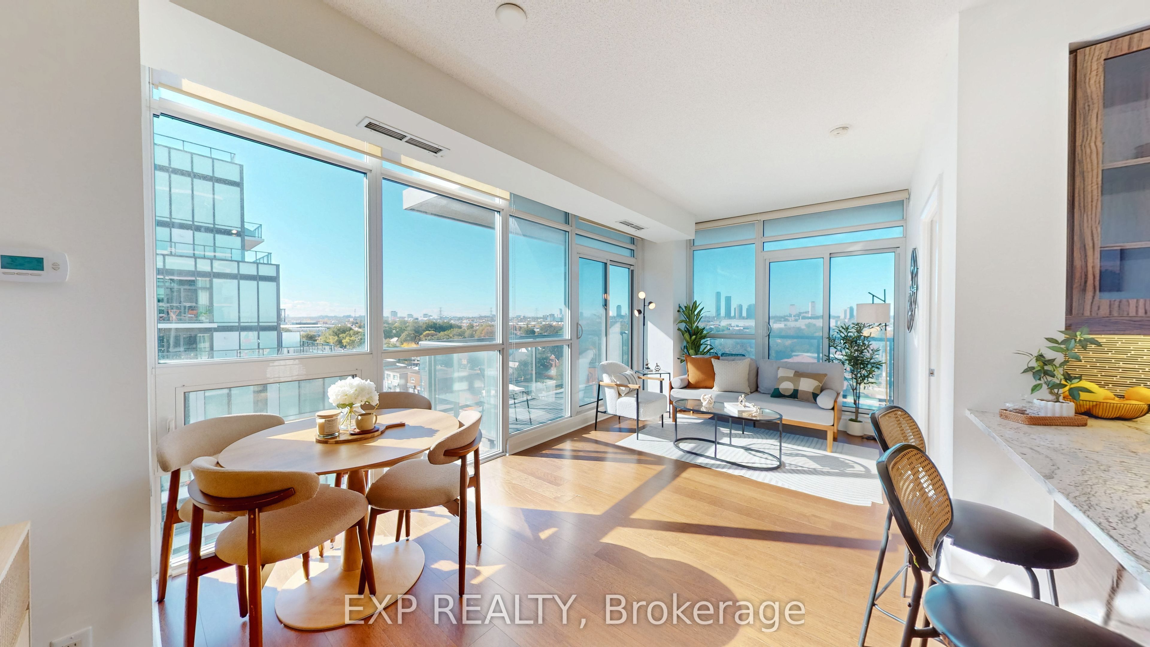1185 The Queensway Way 808 Property Photo 1