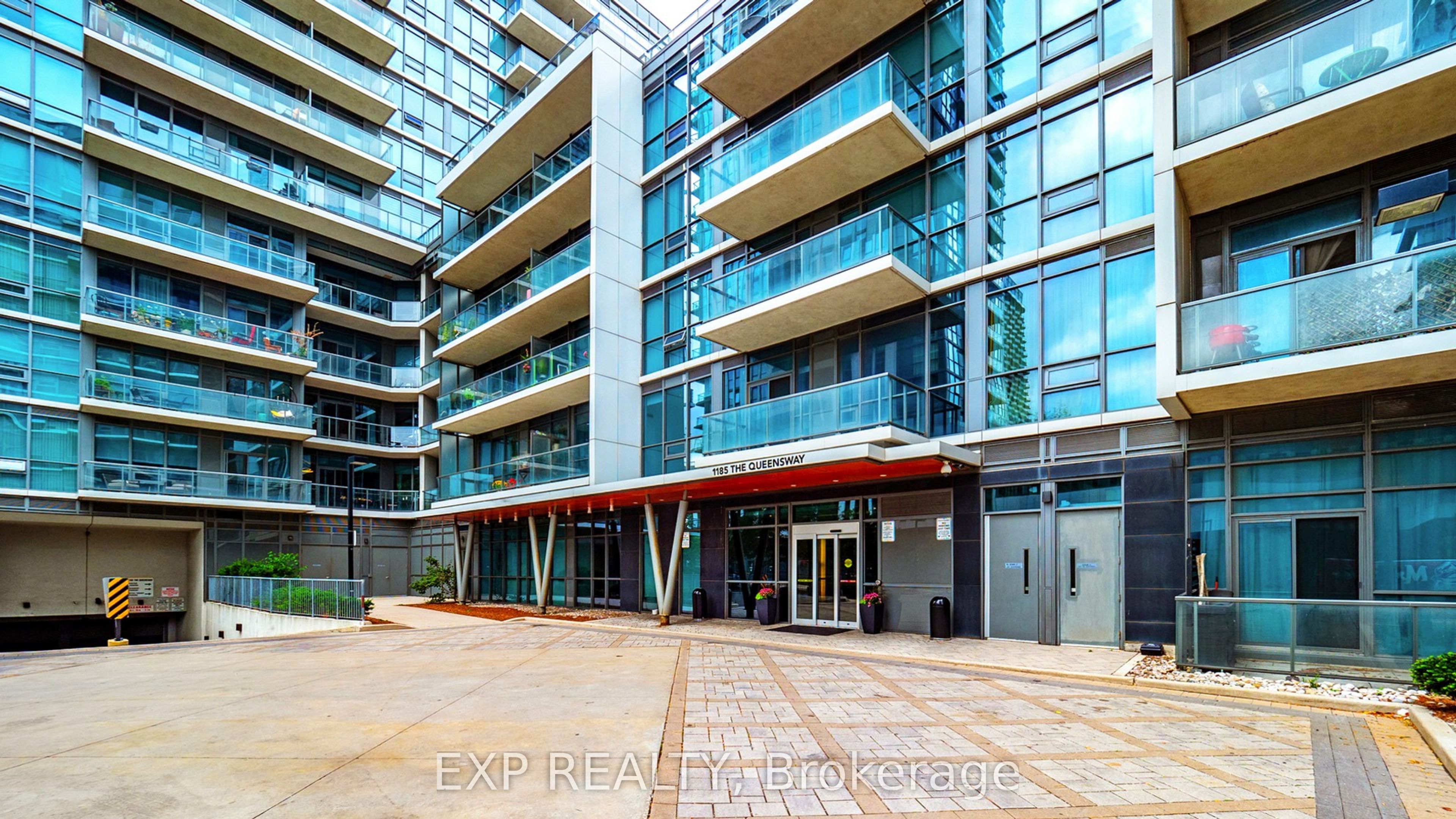 1185 The Queensway Way 808 Property Photo 34