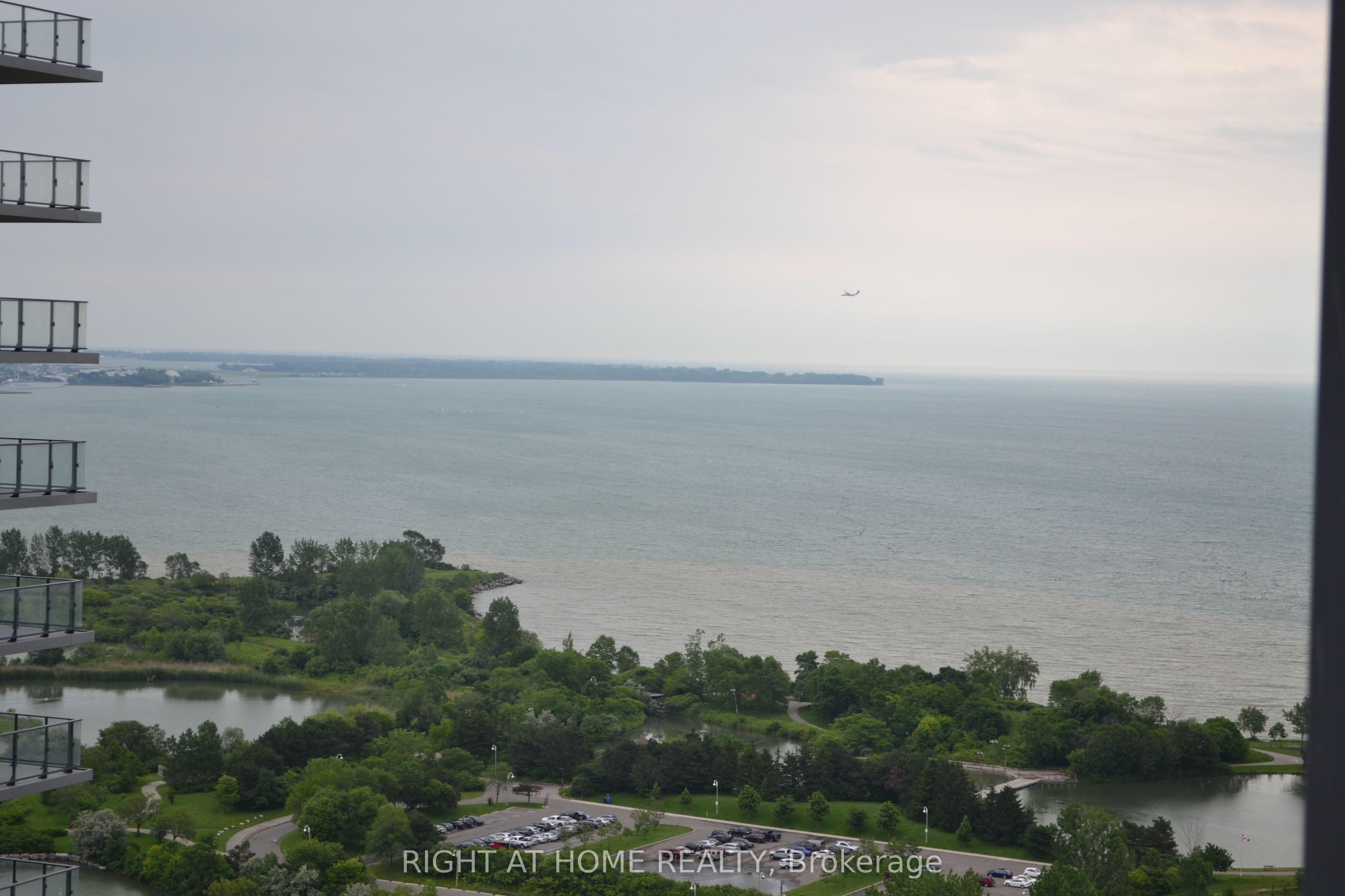 2212 Lake Shore Boulevard W 3509 Property Photo 12