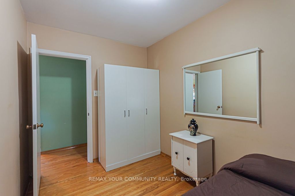 15 Valencia Crescent Property Photo 15