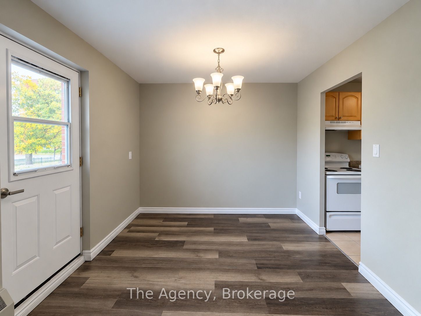 45 Paisley Boulevard W 203 Property Photo 8