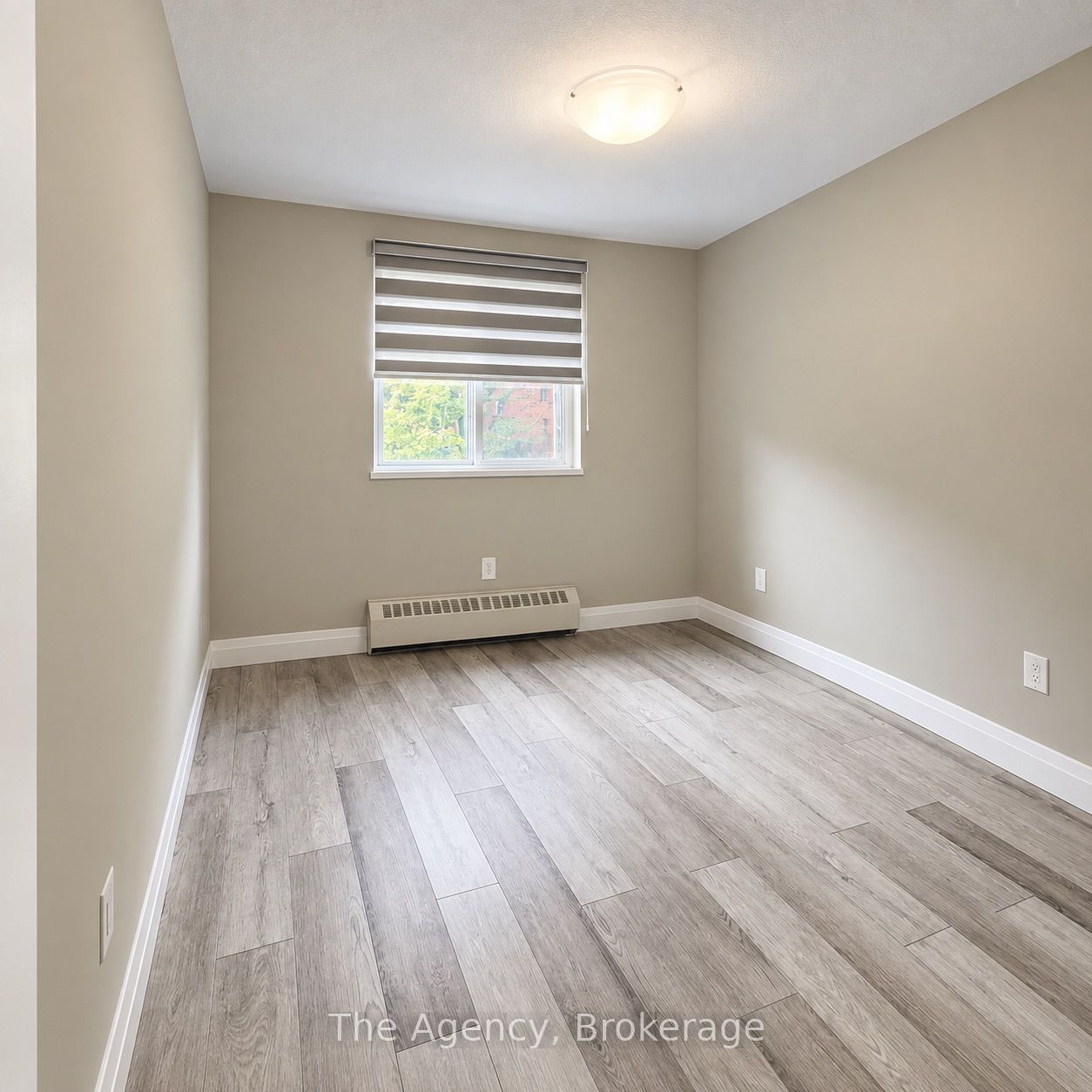 45 Paisley Boulevard W 302 Property Photo 10