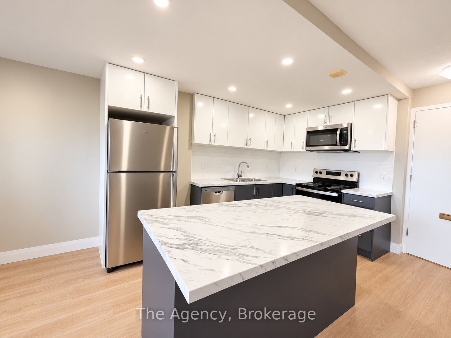 45 Paisley Boulevard W 309 Property Photo 8
