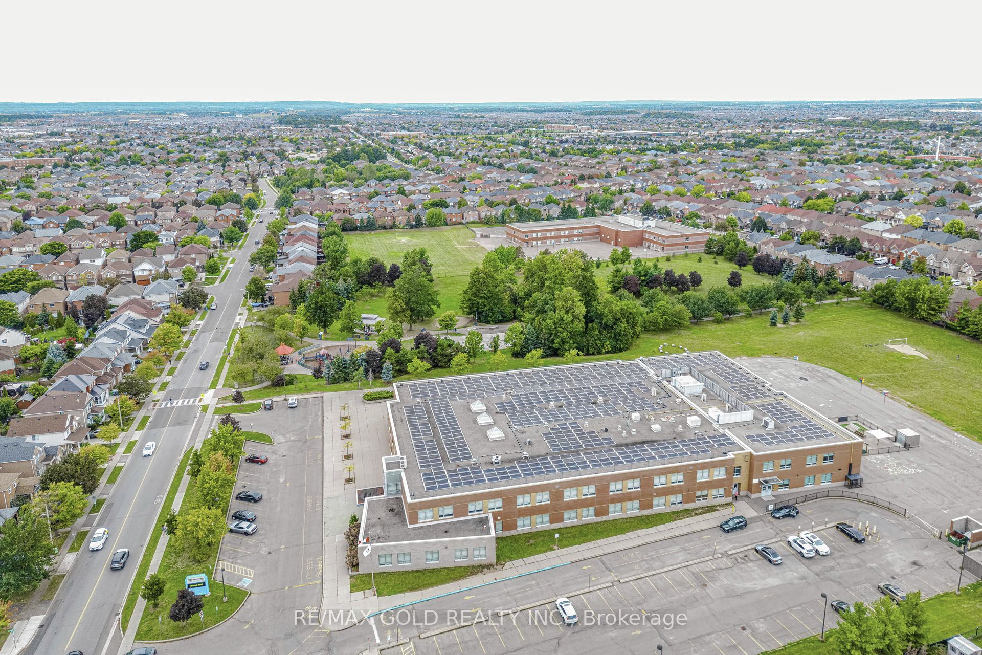 36 Summerdale Crescent Property Photo 35