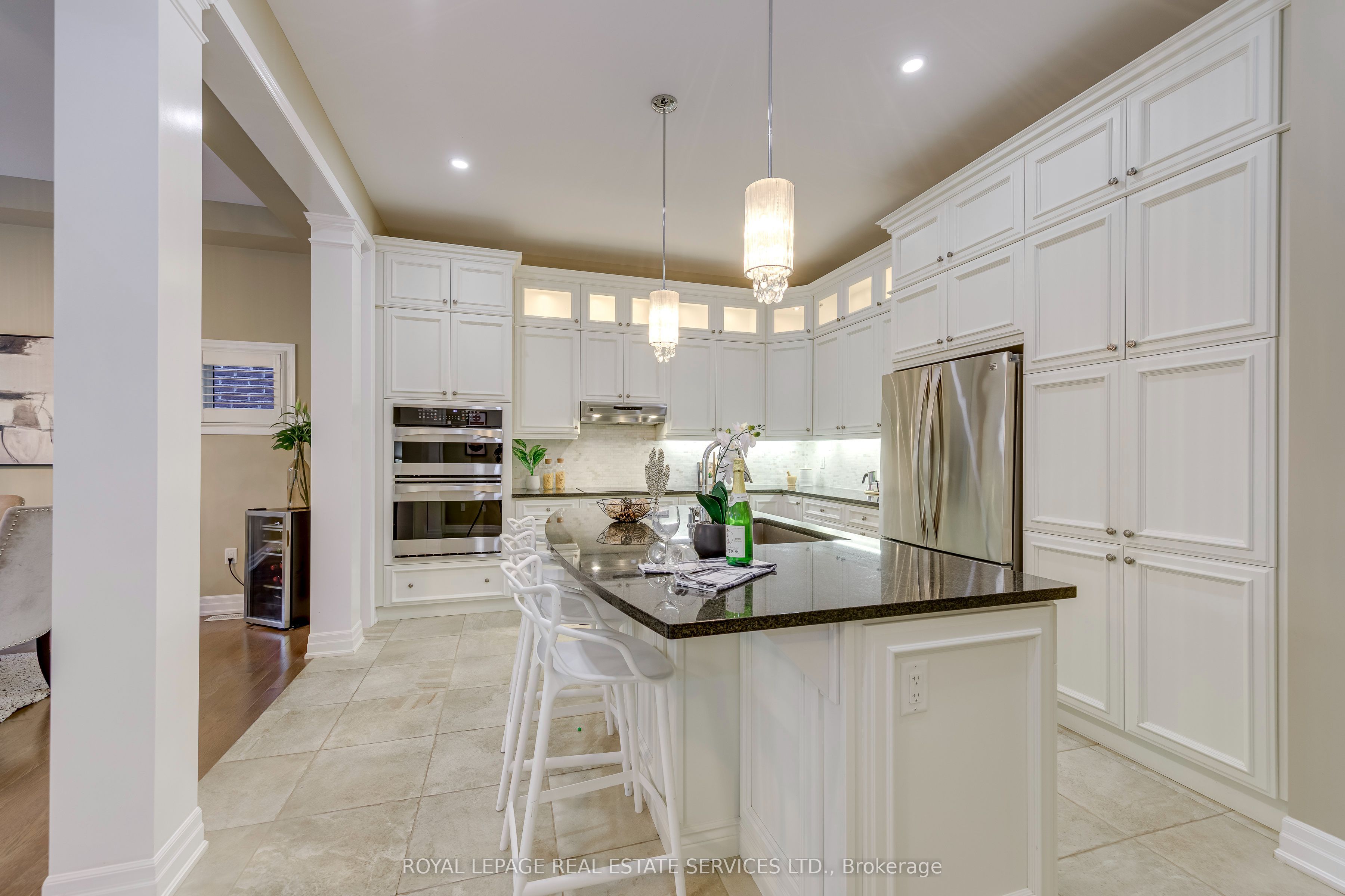 144 North Park Boulevard Property Photo 16