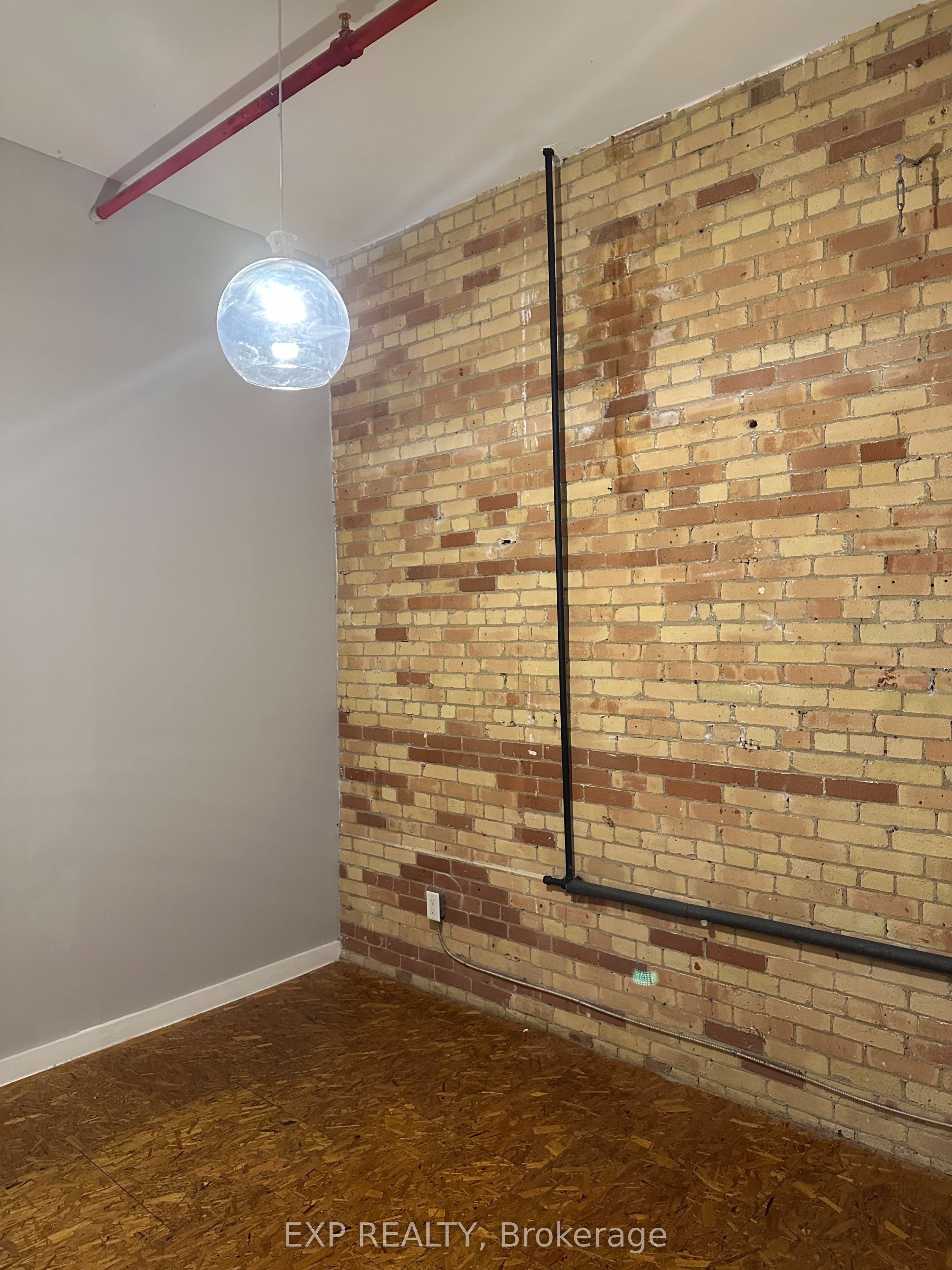 2480 Dundas Street W 2474 Property Photo 18