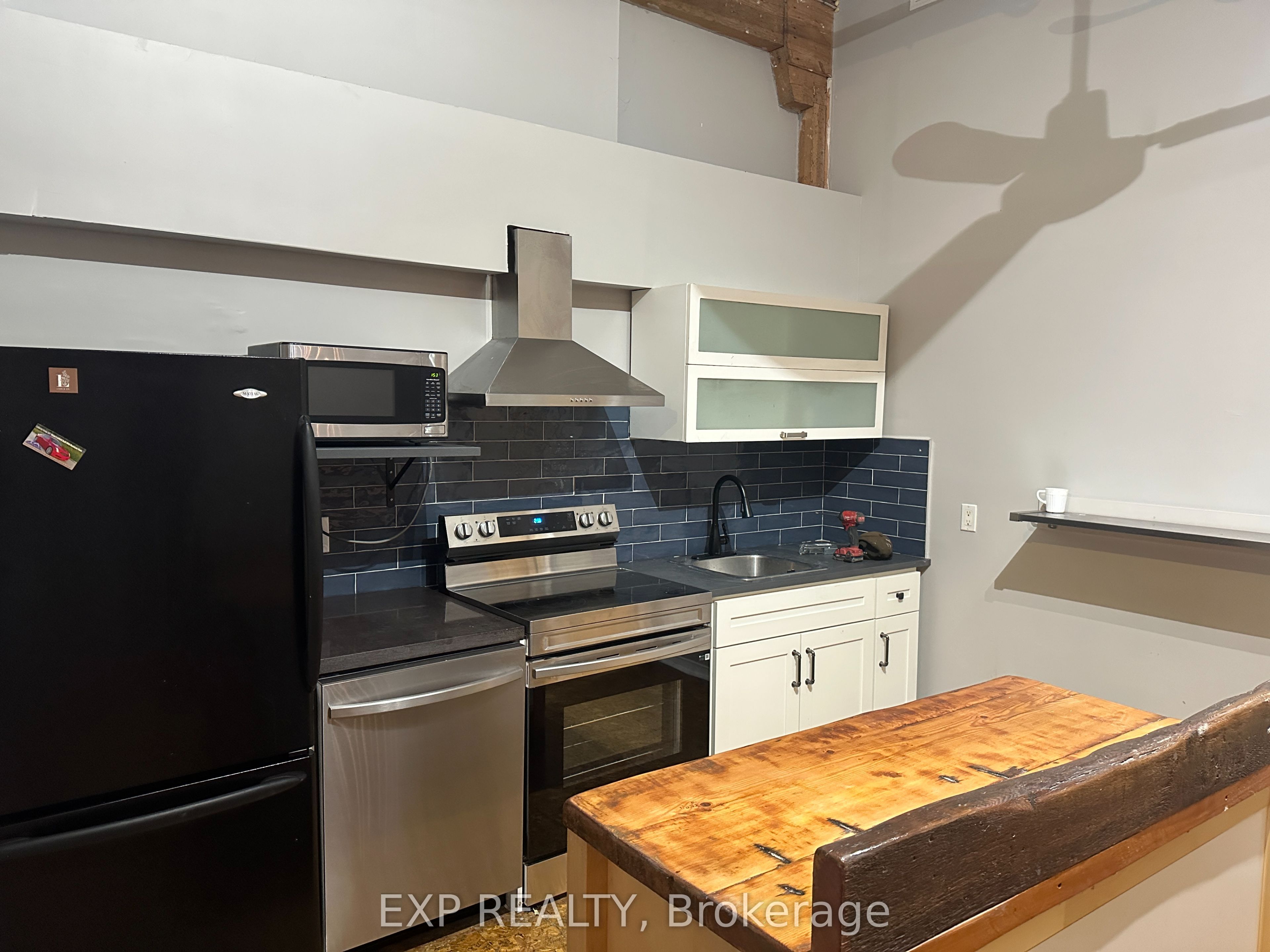 2480 Dundas Street W 2474 Property Photo 29