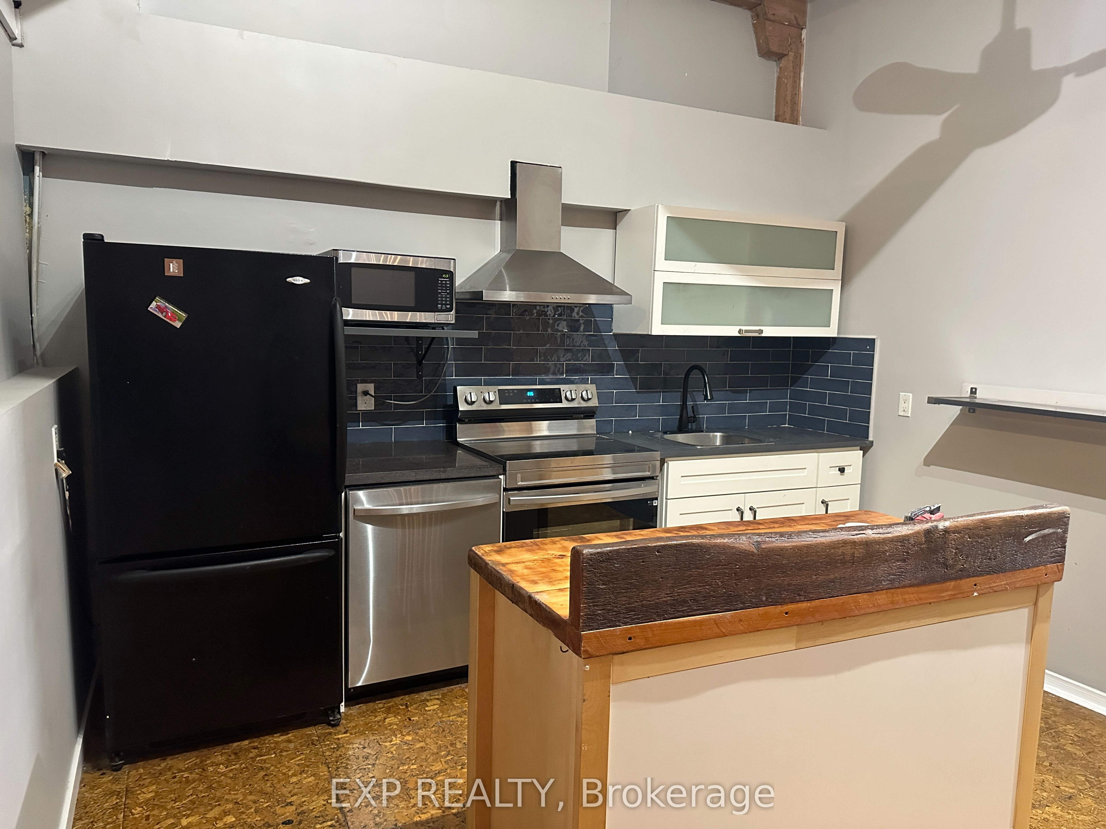 2480 Dundas Street W 2474 Property Photo 30