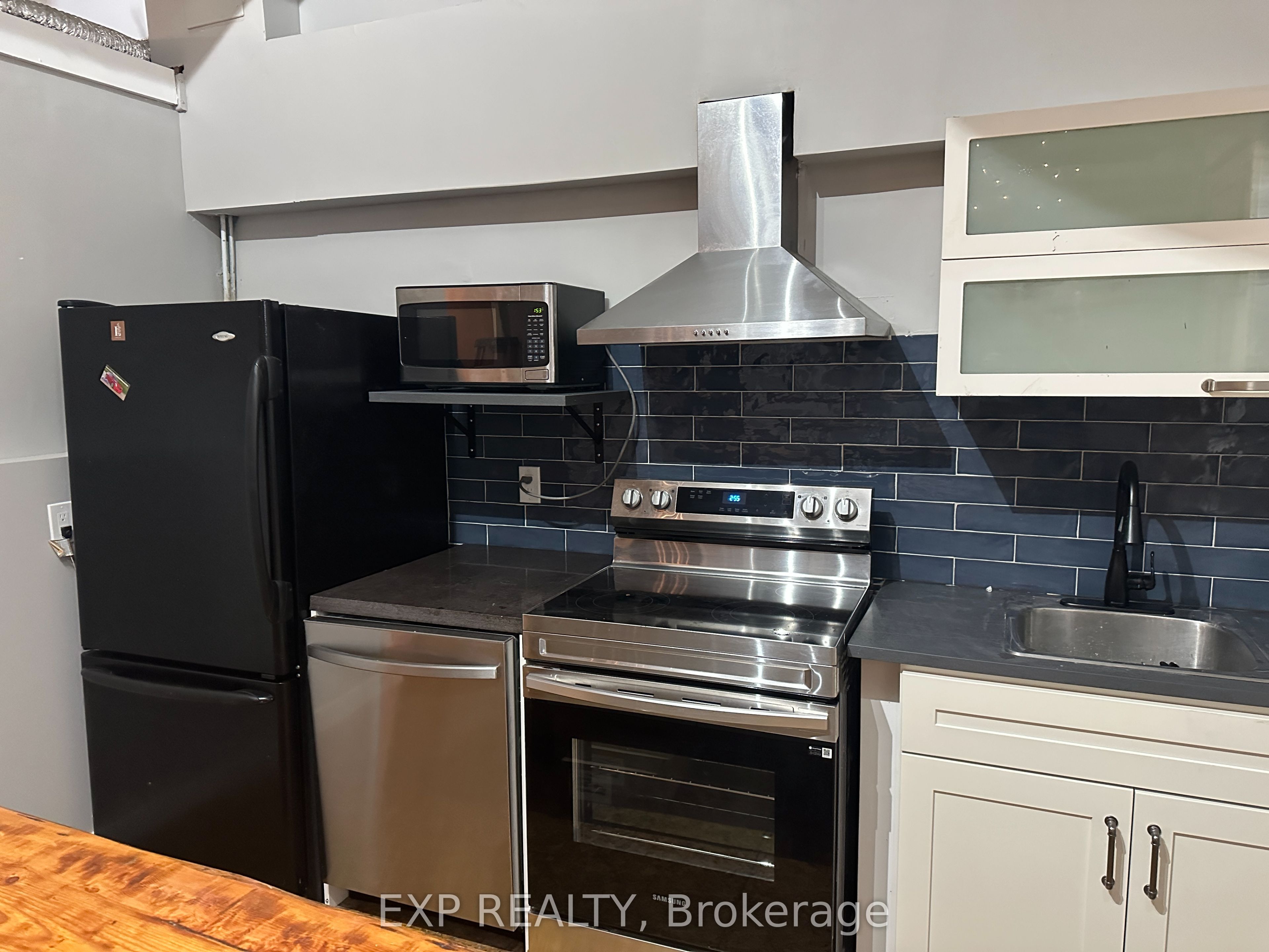 2480 Dundas Street W 2474 Property Photo 33