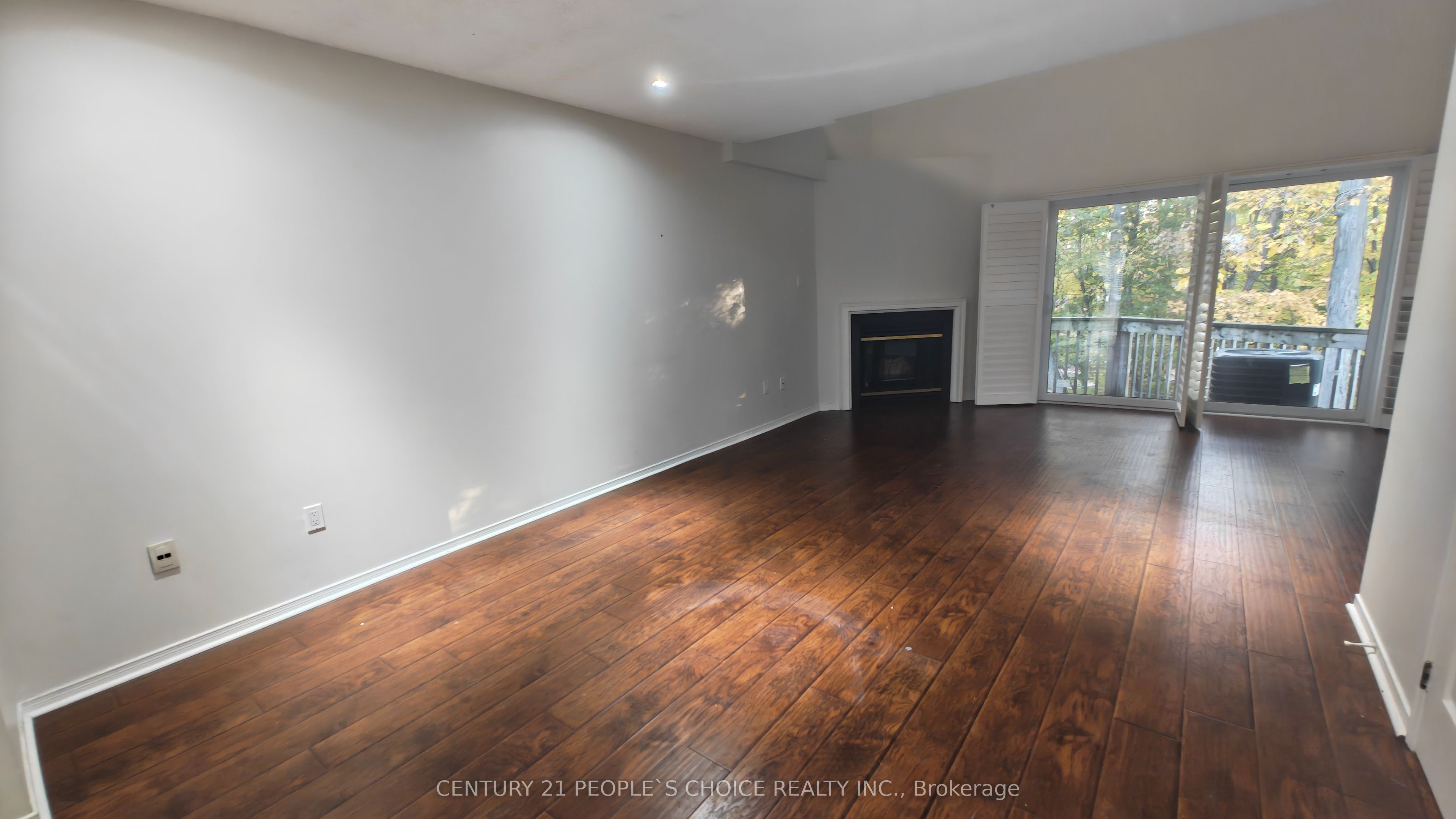 2110 Cleaver Avenue 215 Property Photo 3
