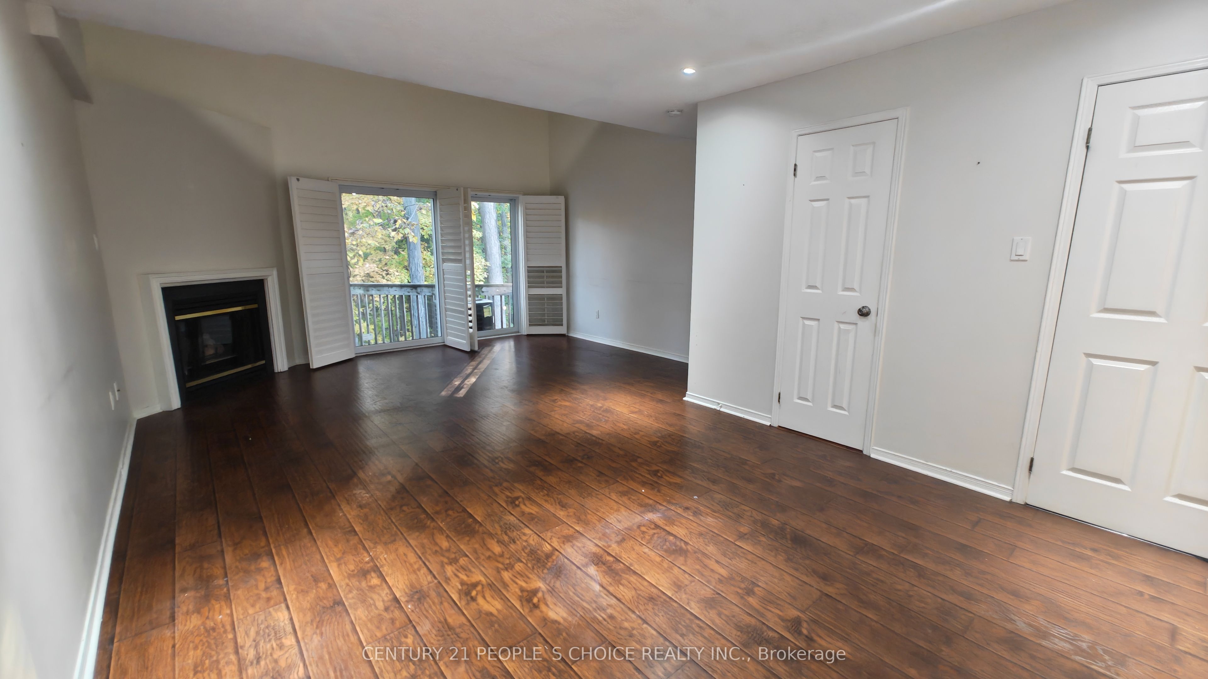 2110 Cleaver Avenue 215 Property Photo 4