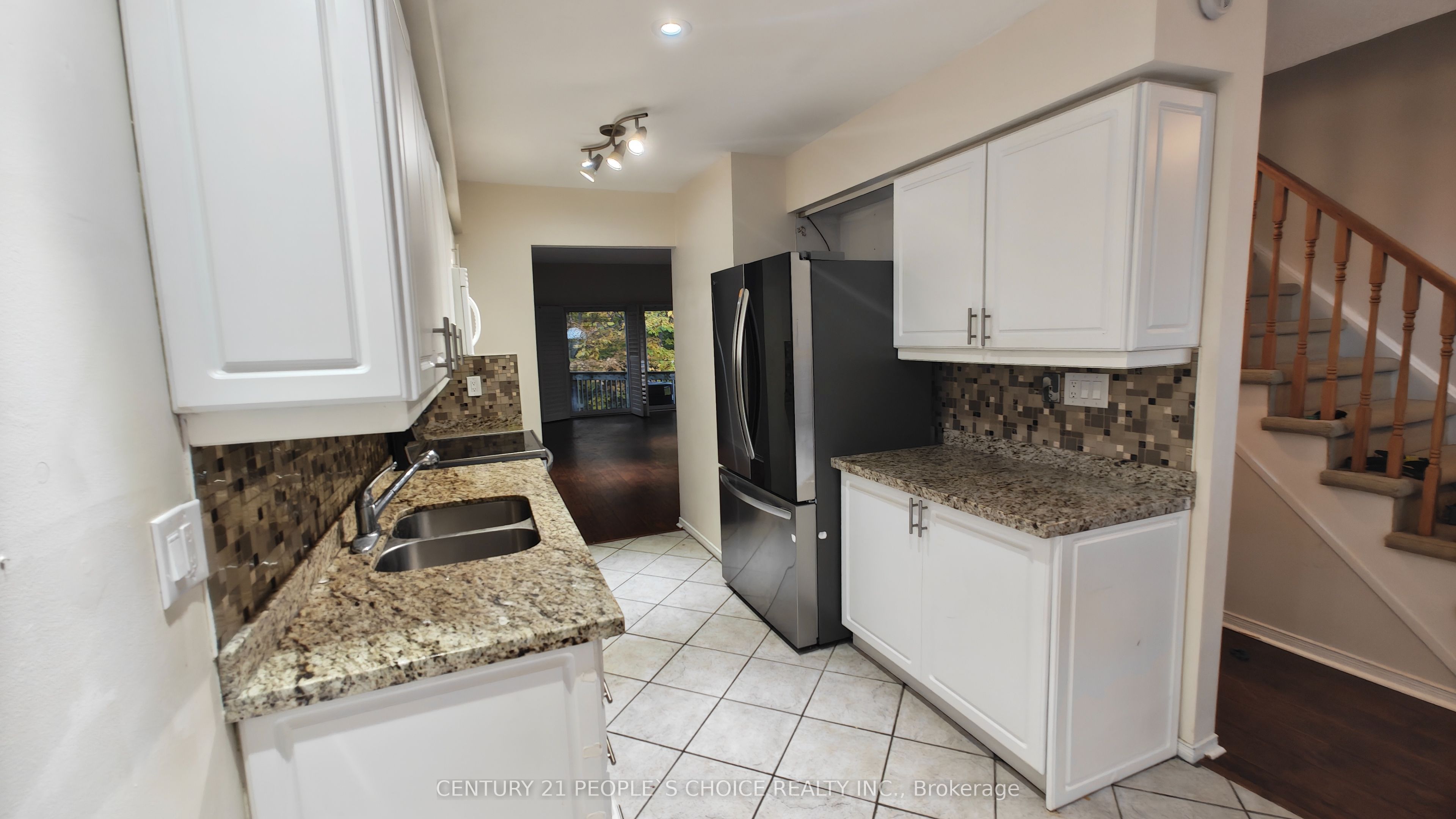 2110 Cleaver Avenue 215 Property Photo 10