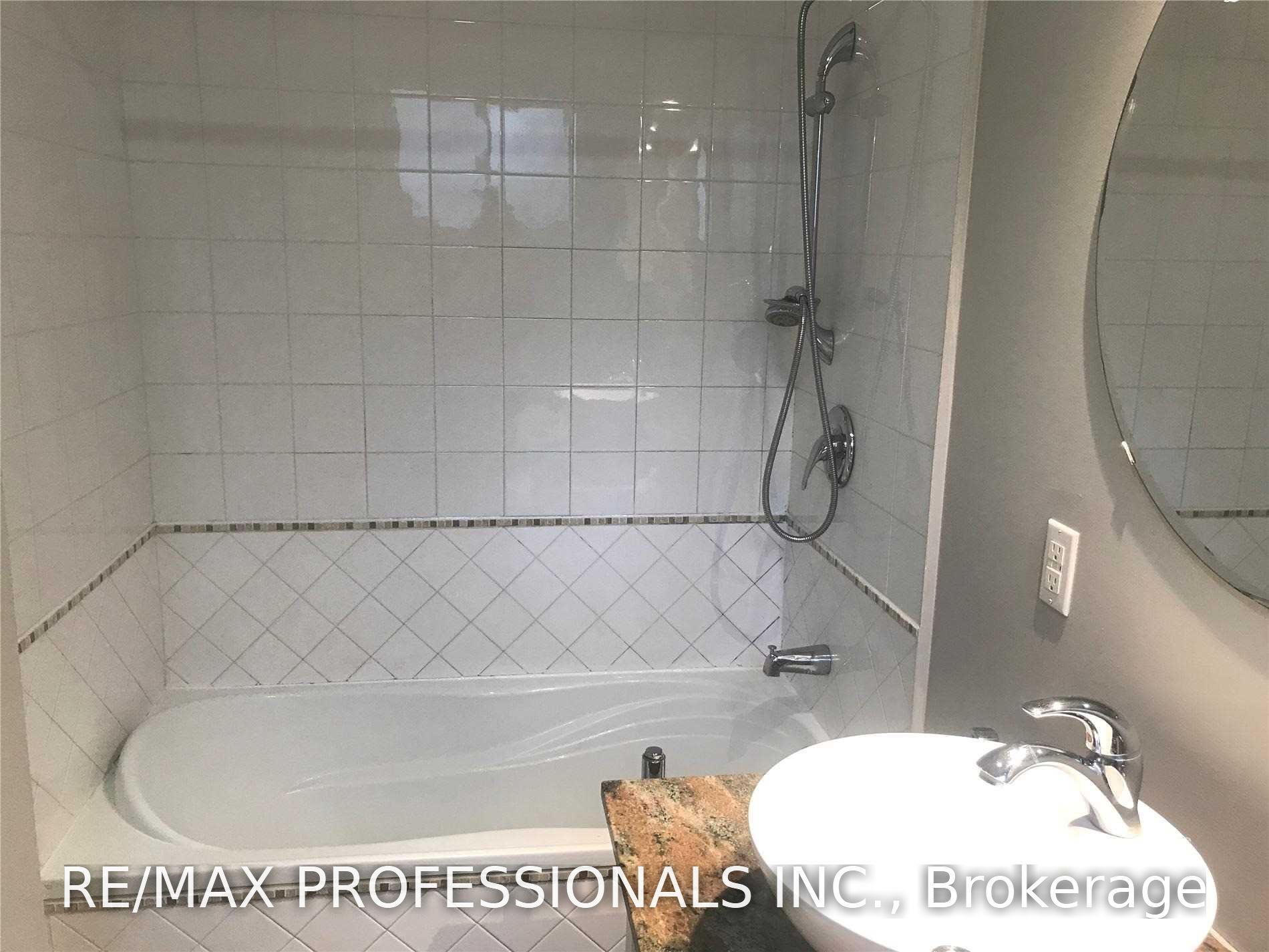 1582 Otterby Road Bsmt Property Photo 12