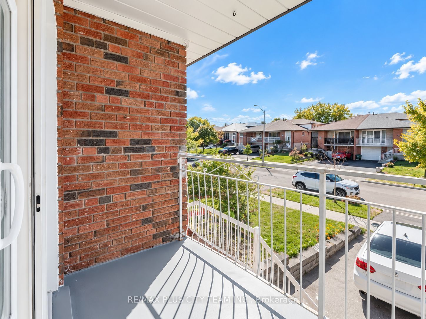 50 Blossom Crescent Main Property Photo 5