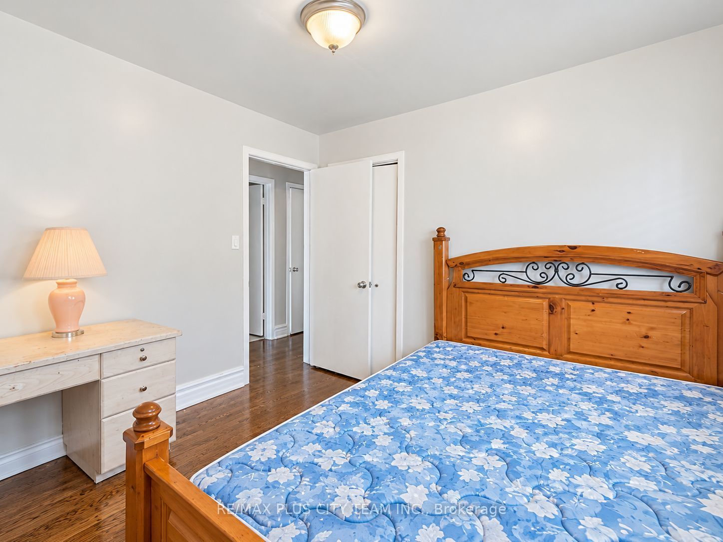 50 Blossom Crescent Main Property Photo 15