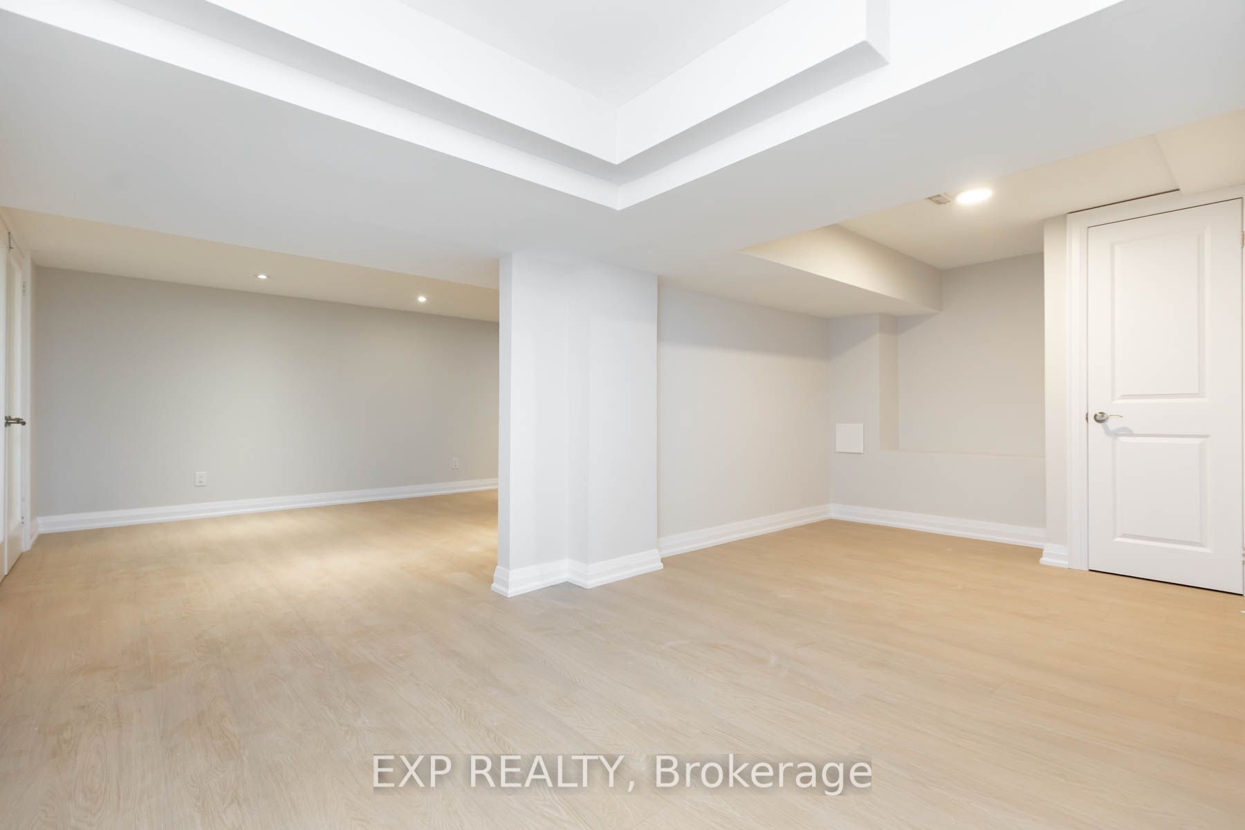 84 Laurel Avenue Unit B Property Photo 13