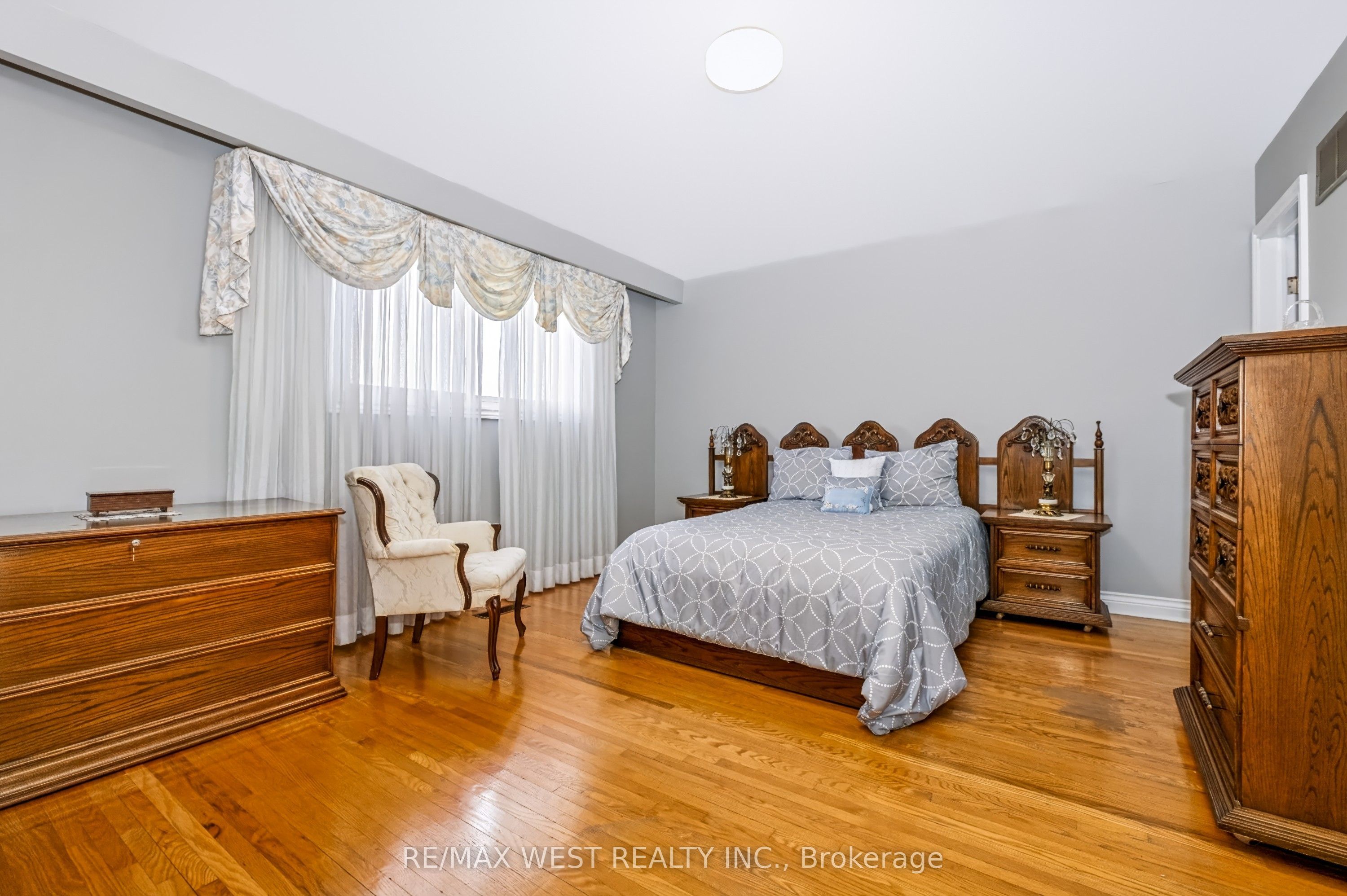 254 Maple Leaf Drive Property Photo 32