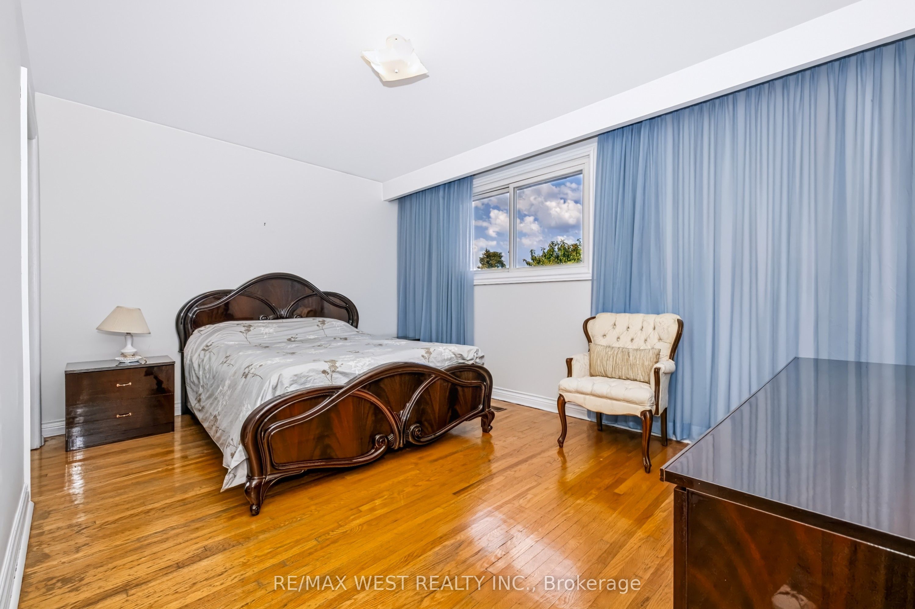 254 Maple Leaf Drive Property Photo 34