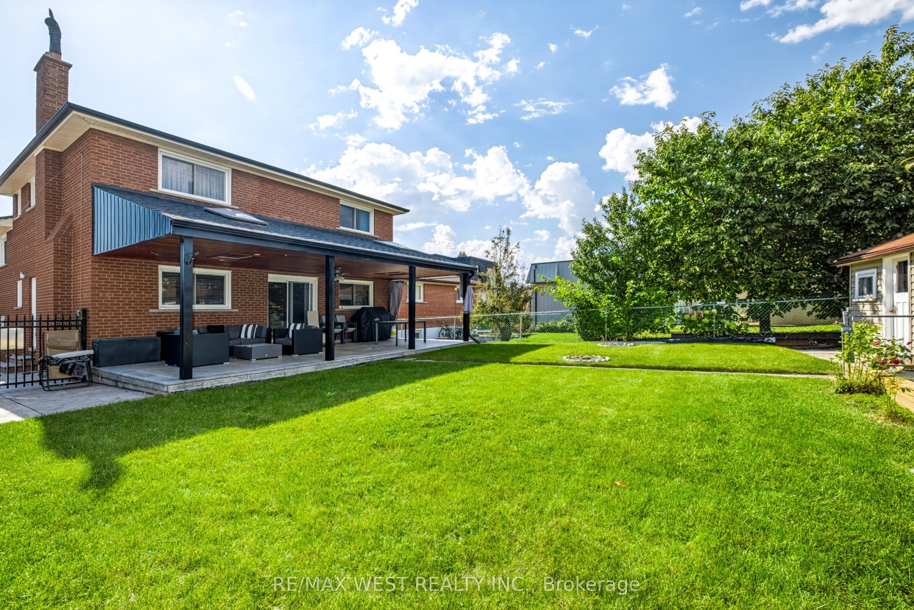 254 Maple Leaf Drive Property Photo 43