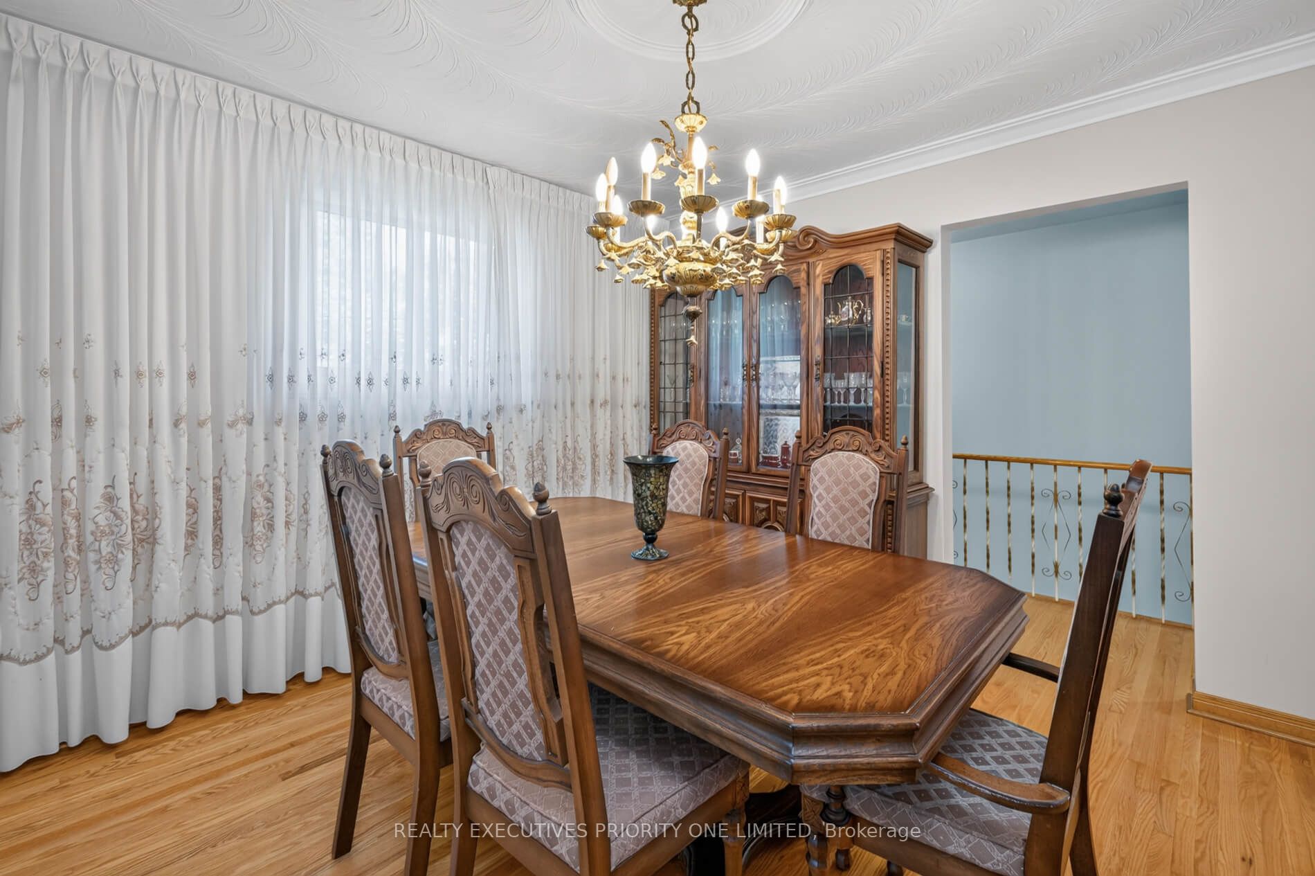 355 Glen Park Avenue Property Photo 8