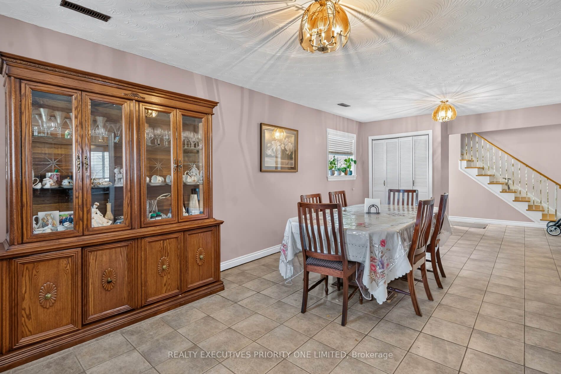 355 Glen Park Avenue Property Photo 19