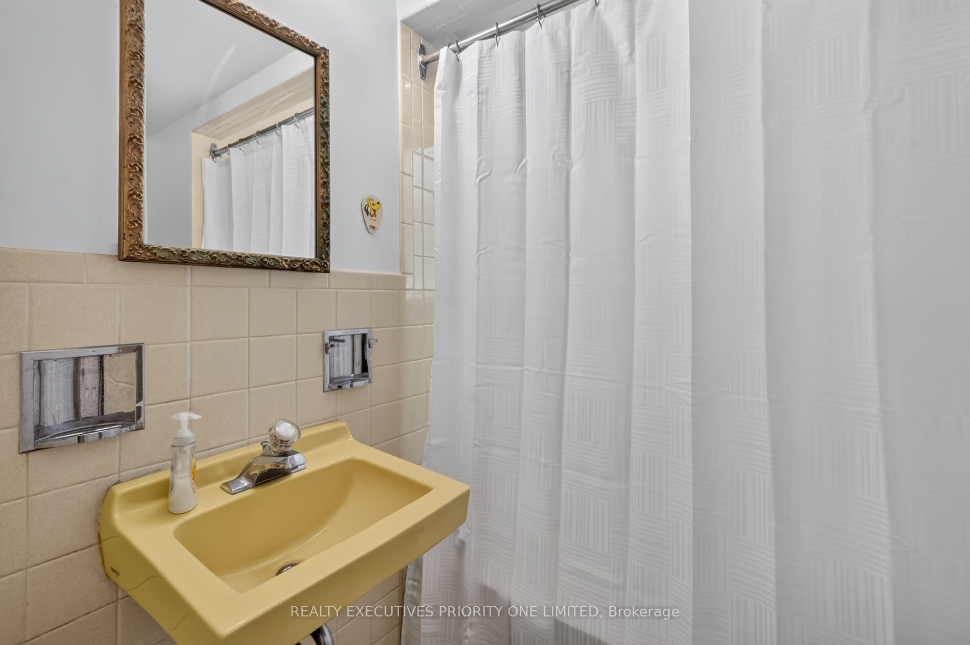 355 Glen Park Avenue Property Photo 25