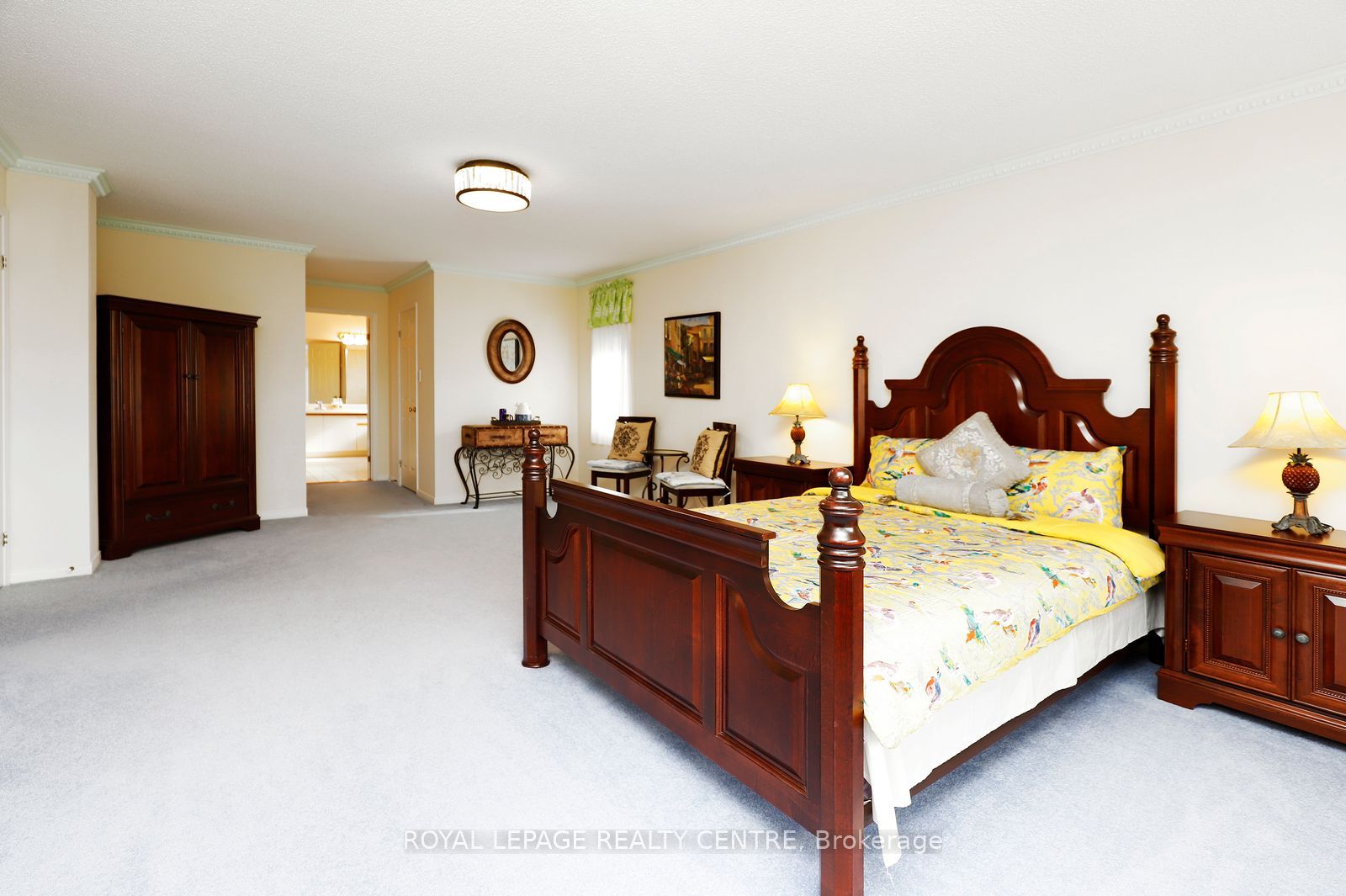 5680 Oldcastle Crescent Property Photo 19