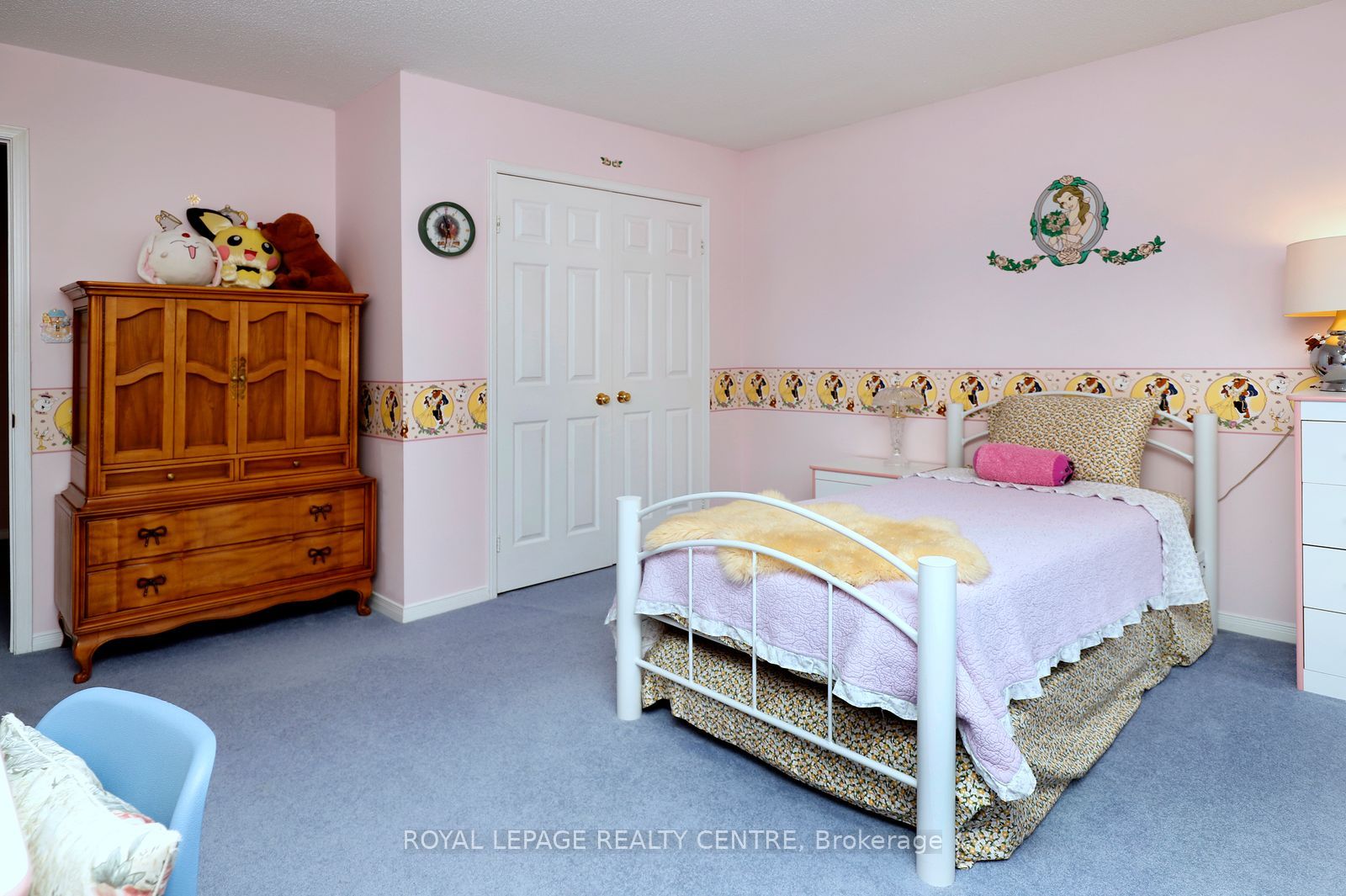 5680 Oldcastle Crescent Property Photo 23