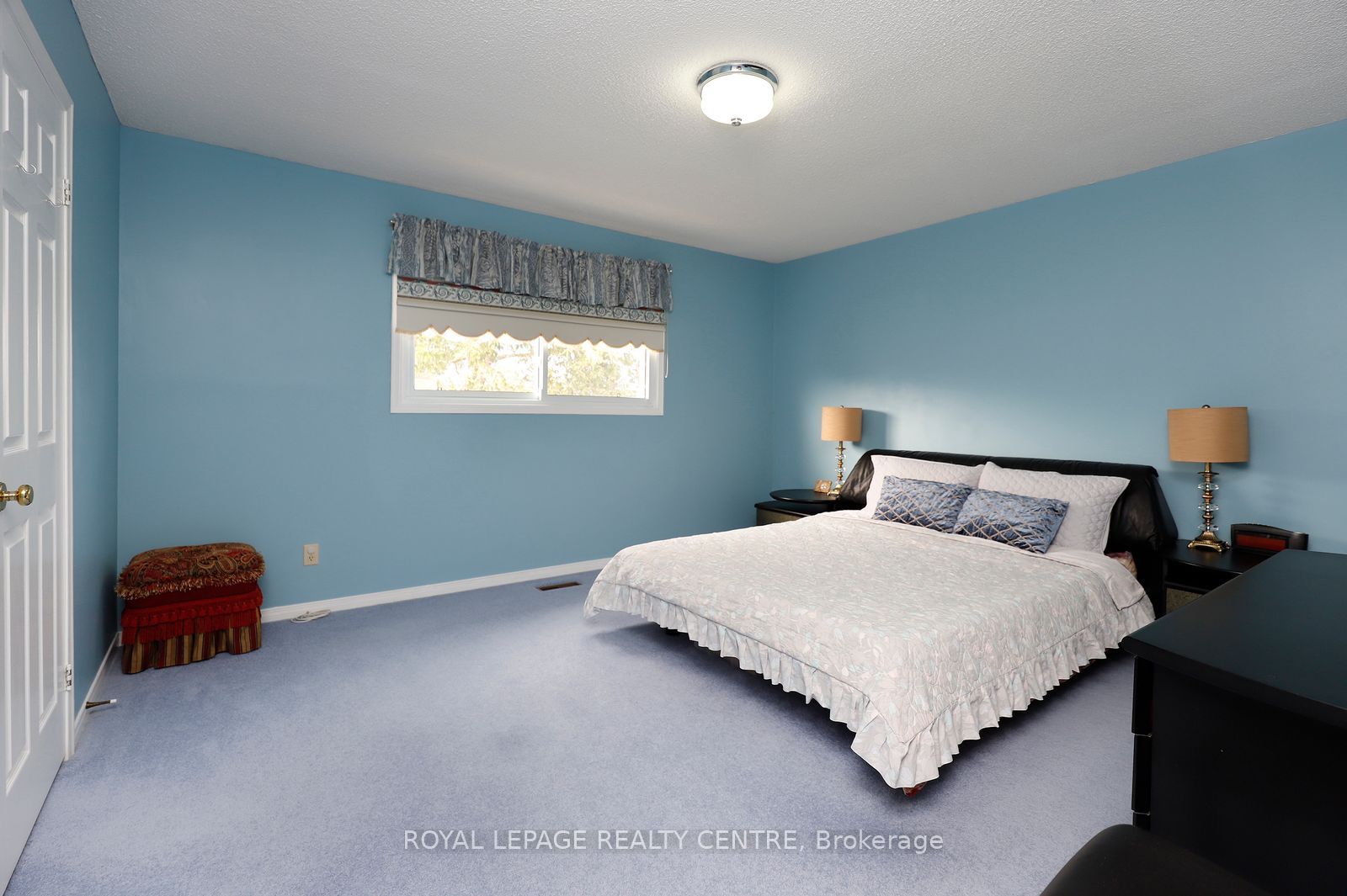 5680 Oldcastle Crescent Property Photo 25