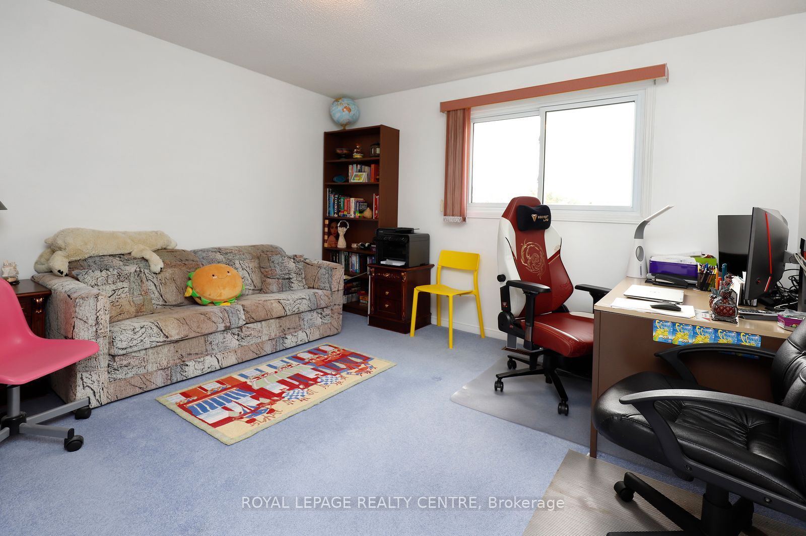 5680 Oldcastle Crescent Property Photo 26
