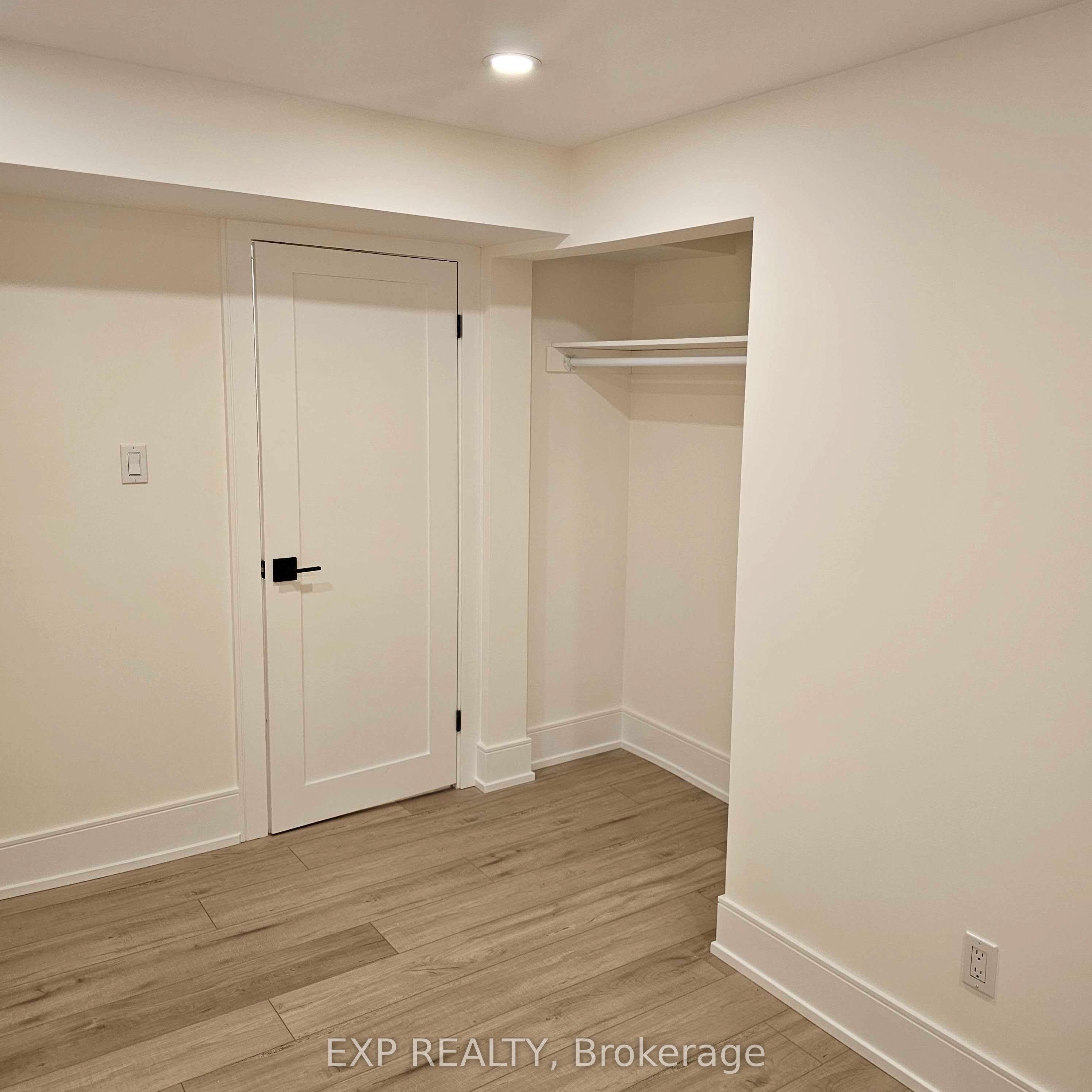 5552 Bourget Drive Property Photo 8