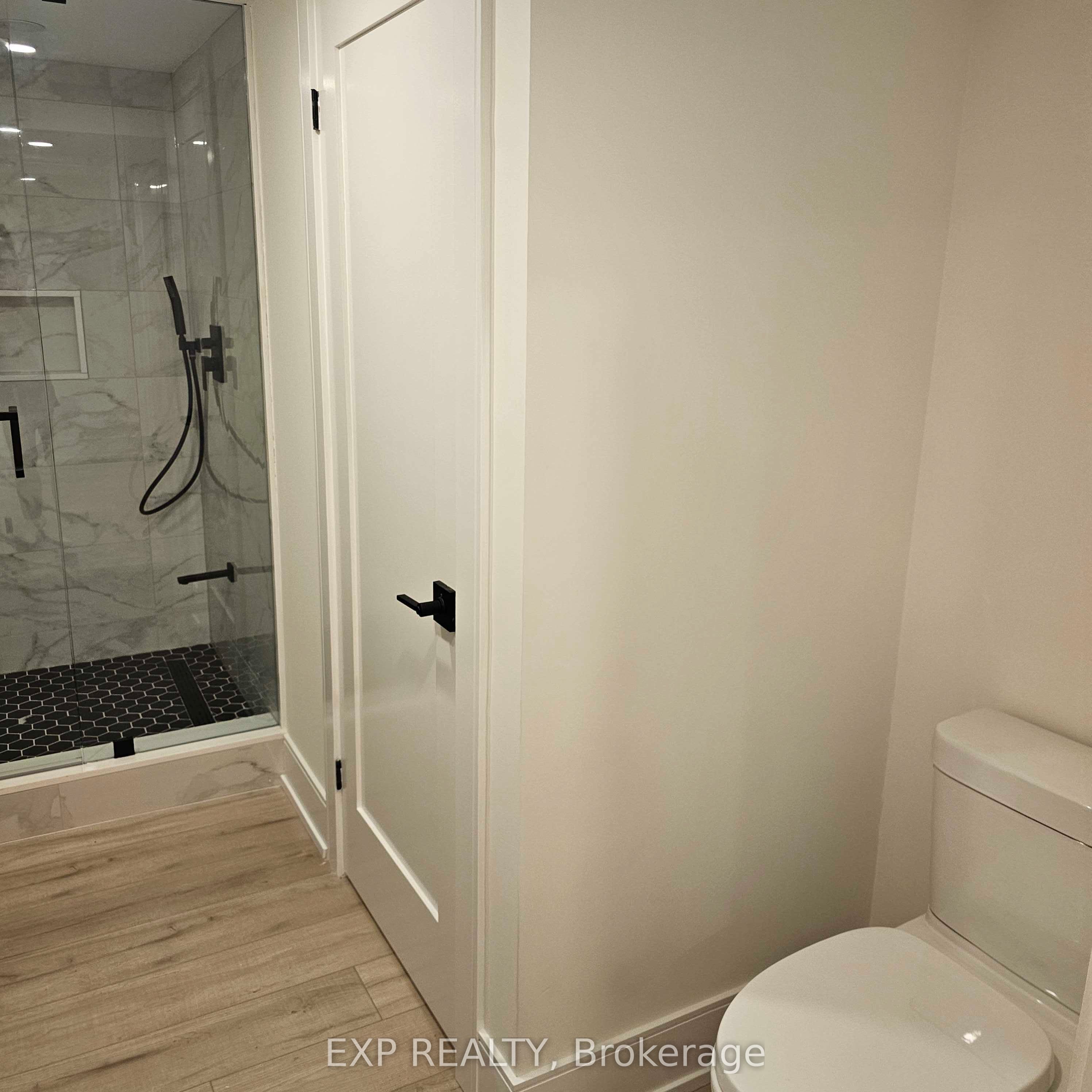 5552 Bourget Drive Property Photo 12
