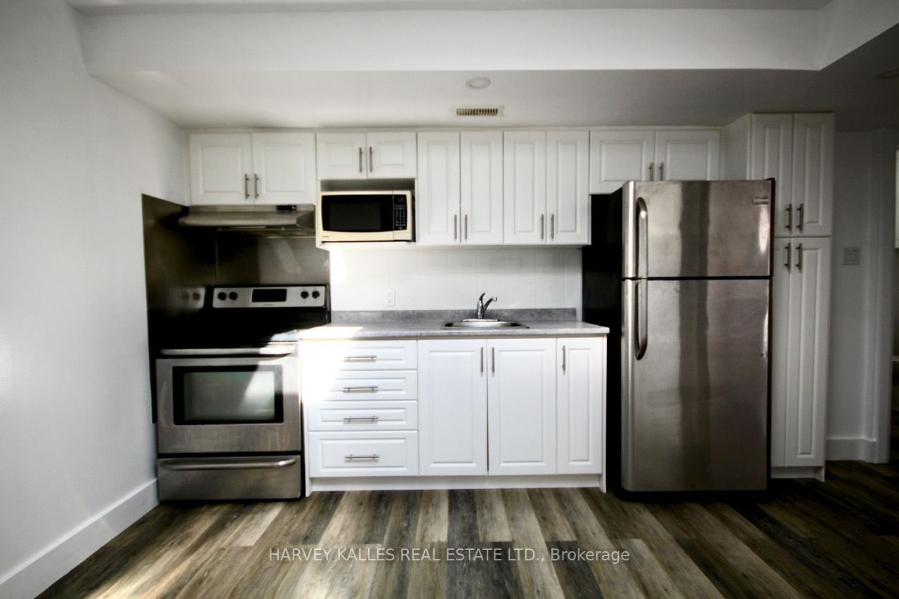 58 Rosemount Avenue 4 Property Photo 5