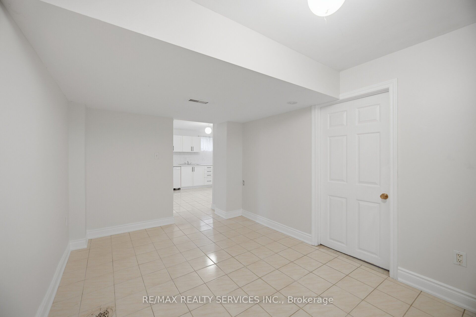 27 Edgemont Drive Property Photo 35