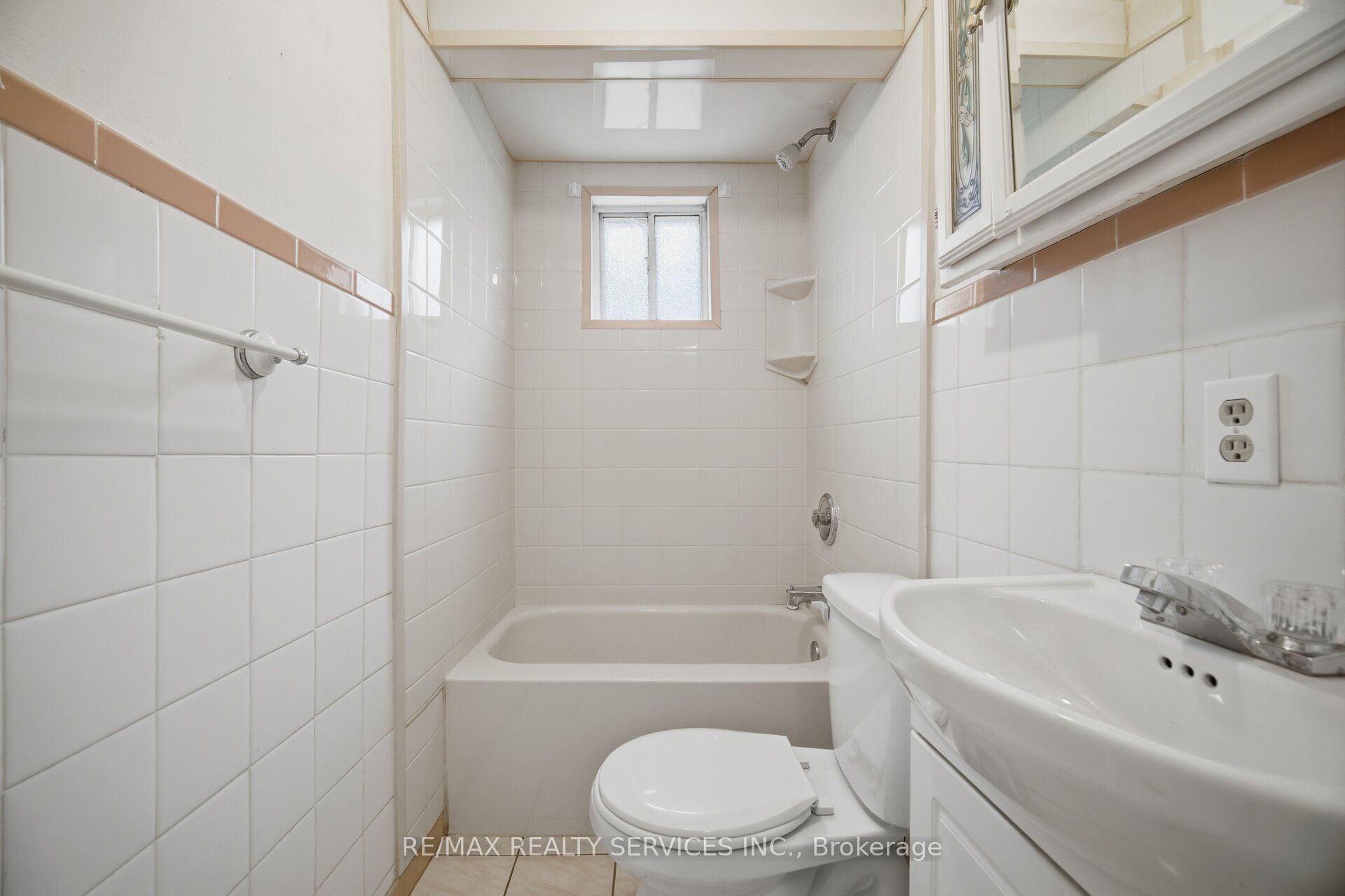 27 Edgemont Drive Property Photo 36