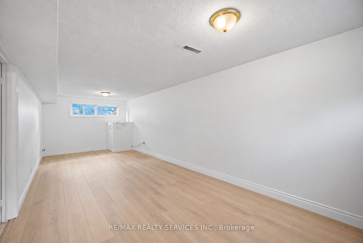 27 Edgemont Drive Property Photo 38