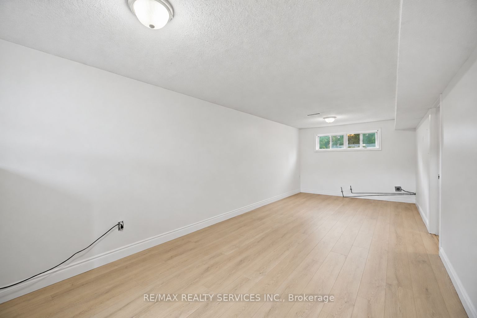 27 Edgemont Drive Property Photo 39