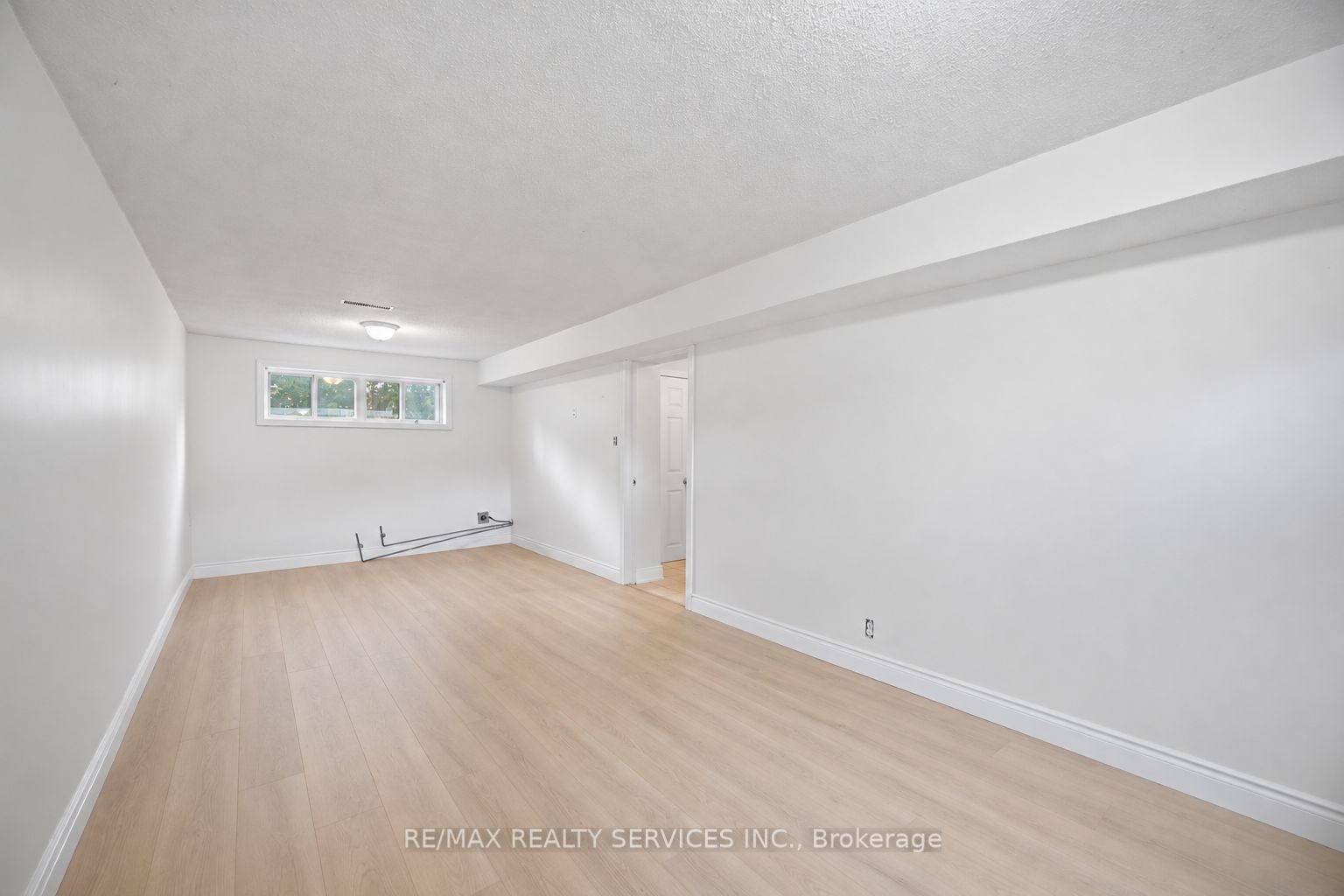27 Edgemont Drive Property Photo 41