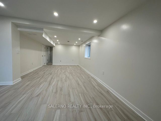 23 Redhill Avenue Lower Property Photo 5