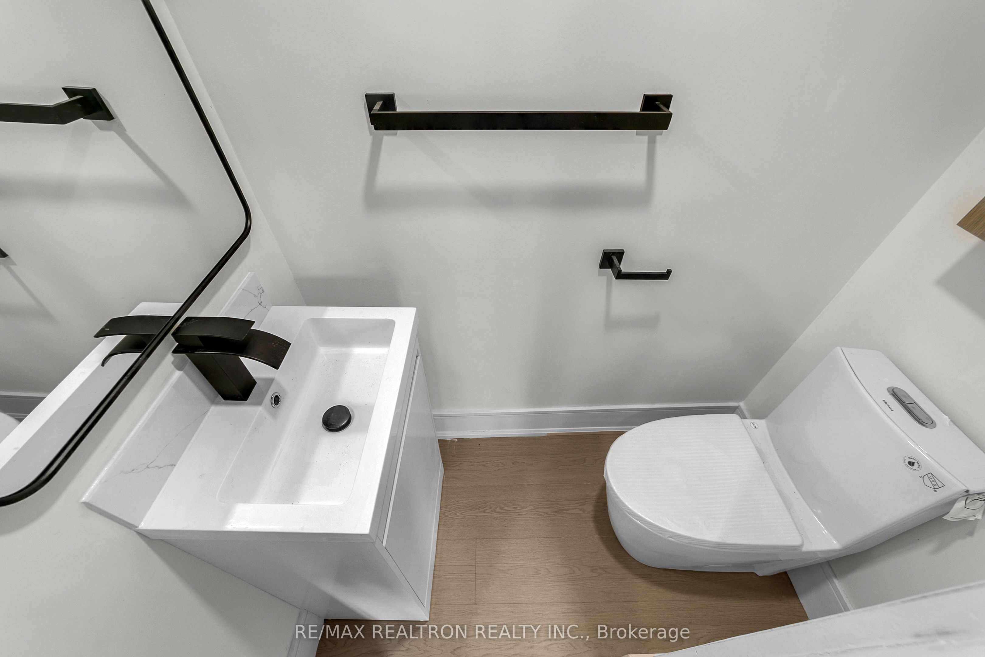 23 Sixteenth Street Property Photo 13